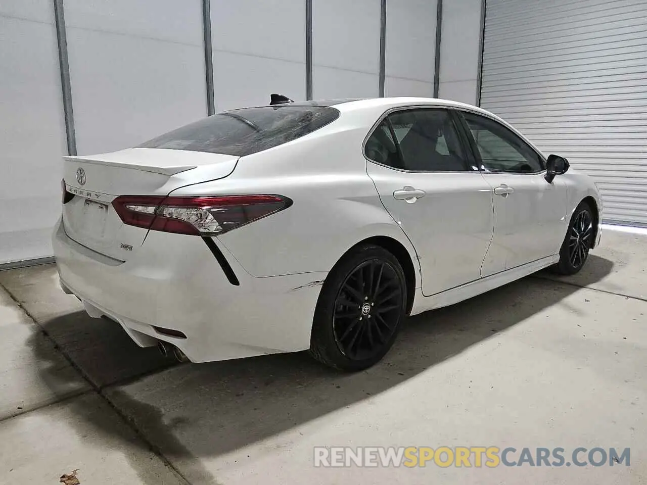3 fotografías del automóvil dañado 4T1K61AK1MU532879 TOYOTA CAMRY 2021