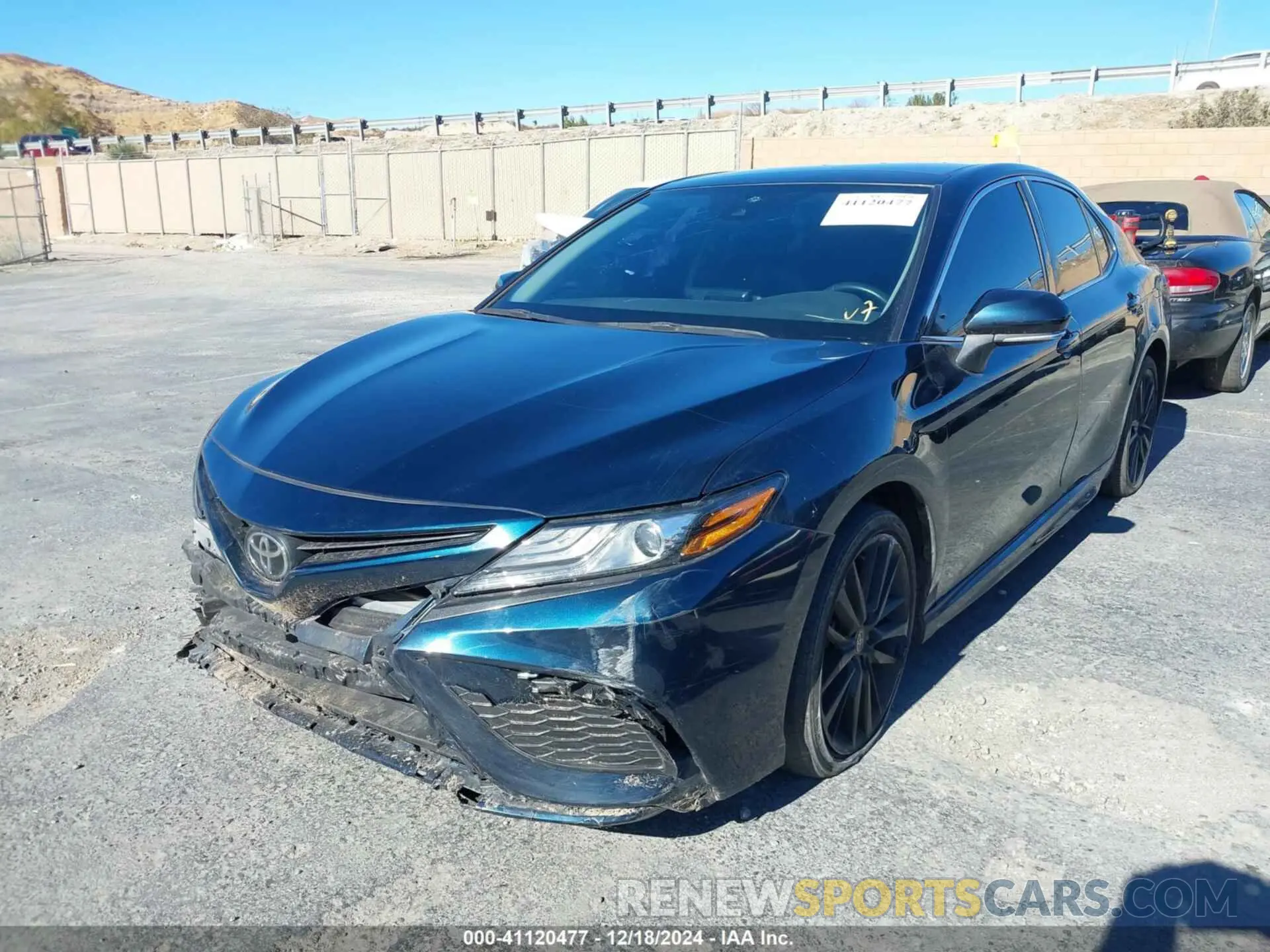 2 fotografías del automóvil dañado 4T1K61AK1MU573271 TOYOTA CAMRY 2021