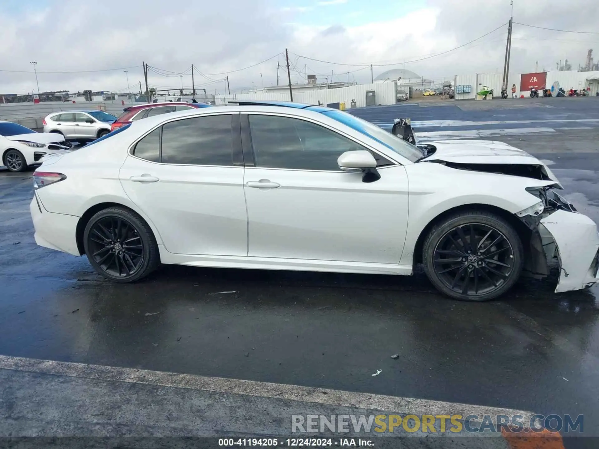 13 fotografías del automóvil dañado 4T1K61AK1MU581368 TOYOTA CAMRY 2021