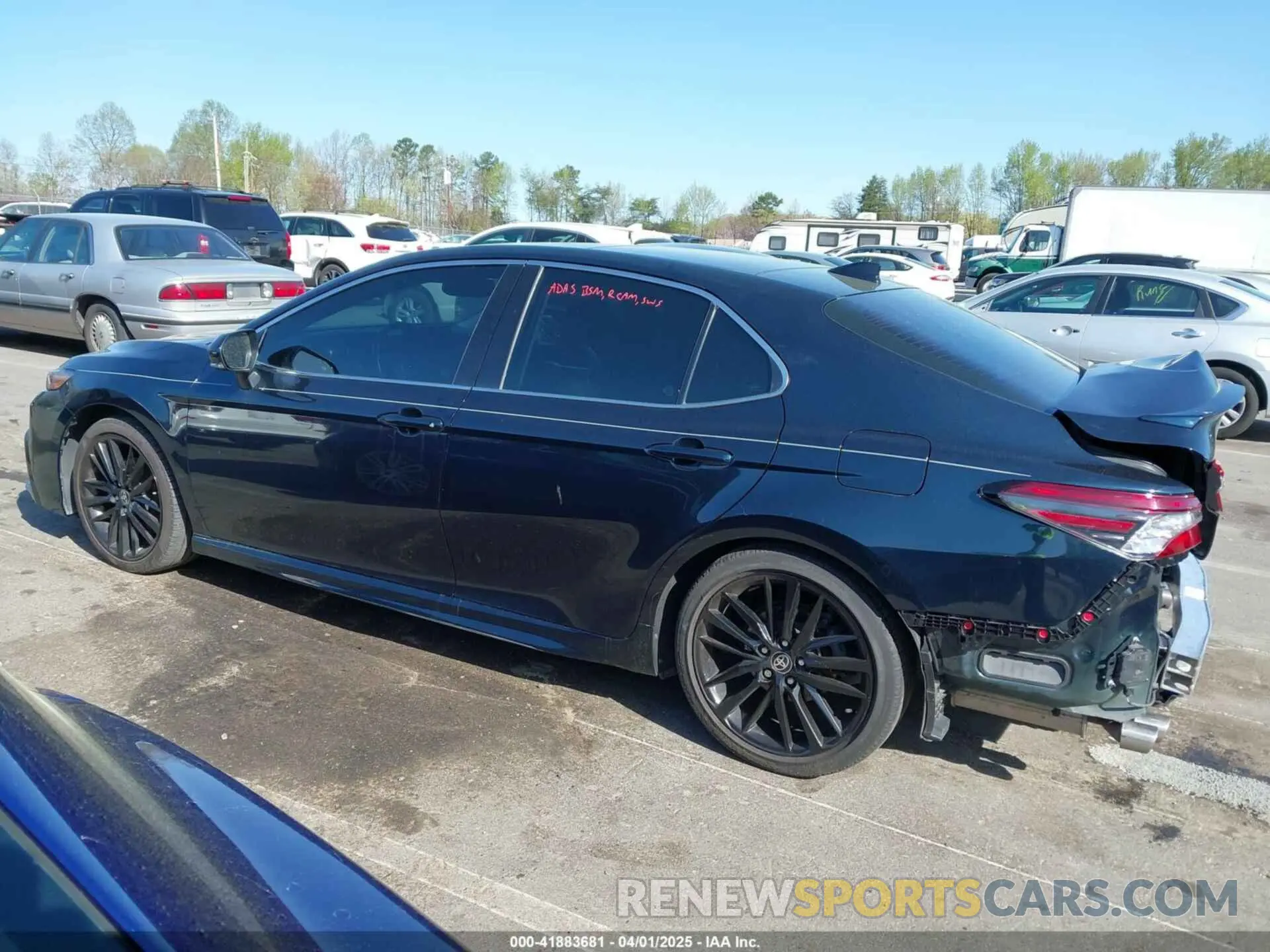 15 fotografías del automóvil dañado 4T1K61AK2MU442043 TOYOTA CAMRY 2021