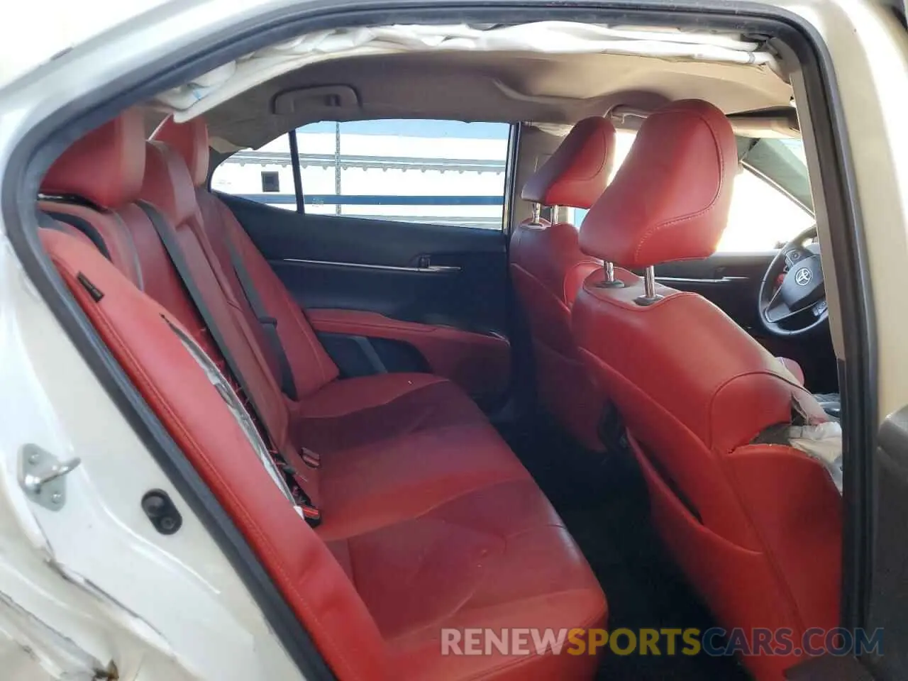 10 fotografías del automóvil dañado 4T1K61AK2MU473647 TOYOTA CAMRY 2021