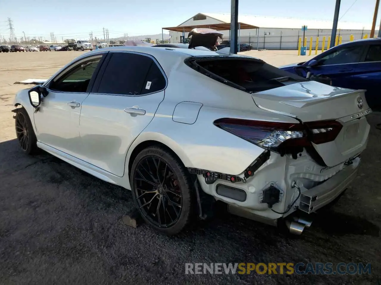 2 fotografías del automóvil dañado 4T1K61AK2MU473647 TOYOTA CAMRY 2021