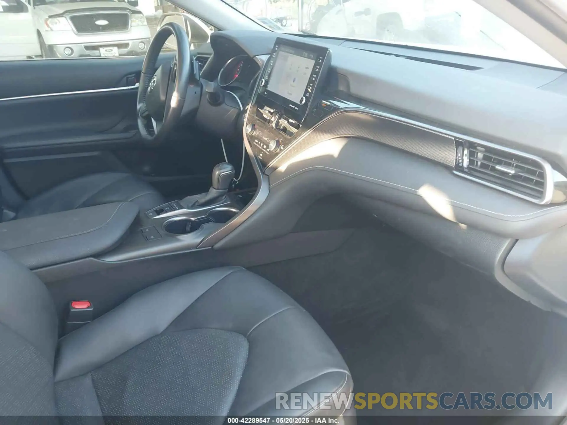 5 fotografías del automóvil dañado 4T1K61AK2MU597188 TOYOTA CAMRY 2021