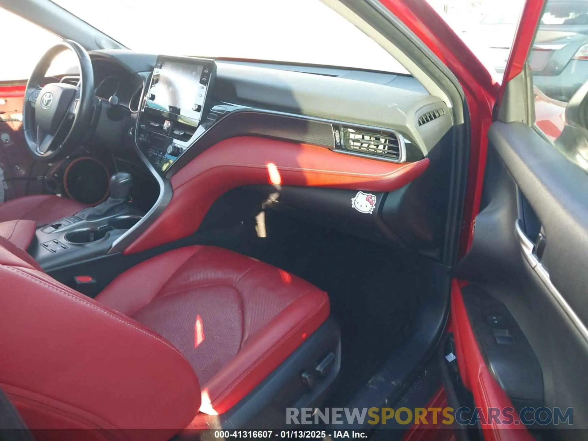 5 fotografías del automóvil dañado 4T1K61AK3MU402408 TOYOTA CAMRY 2021