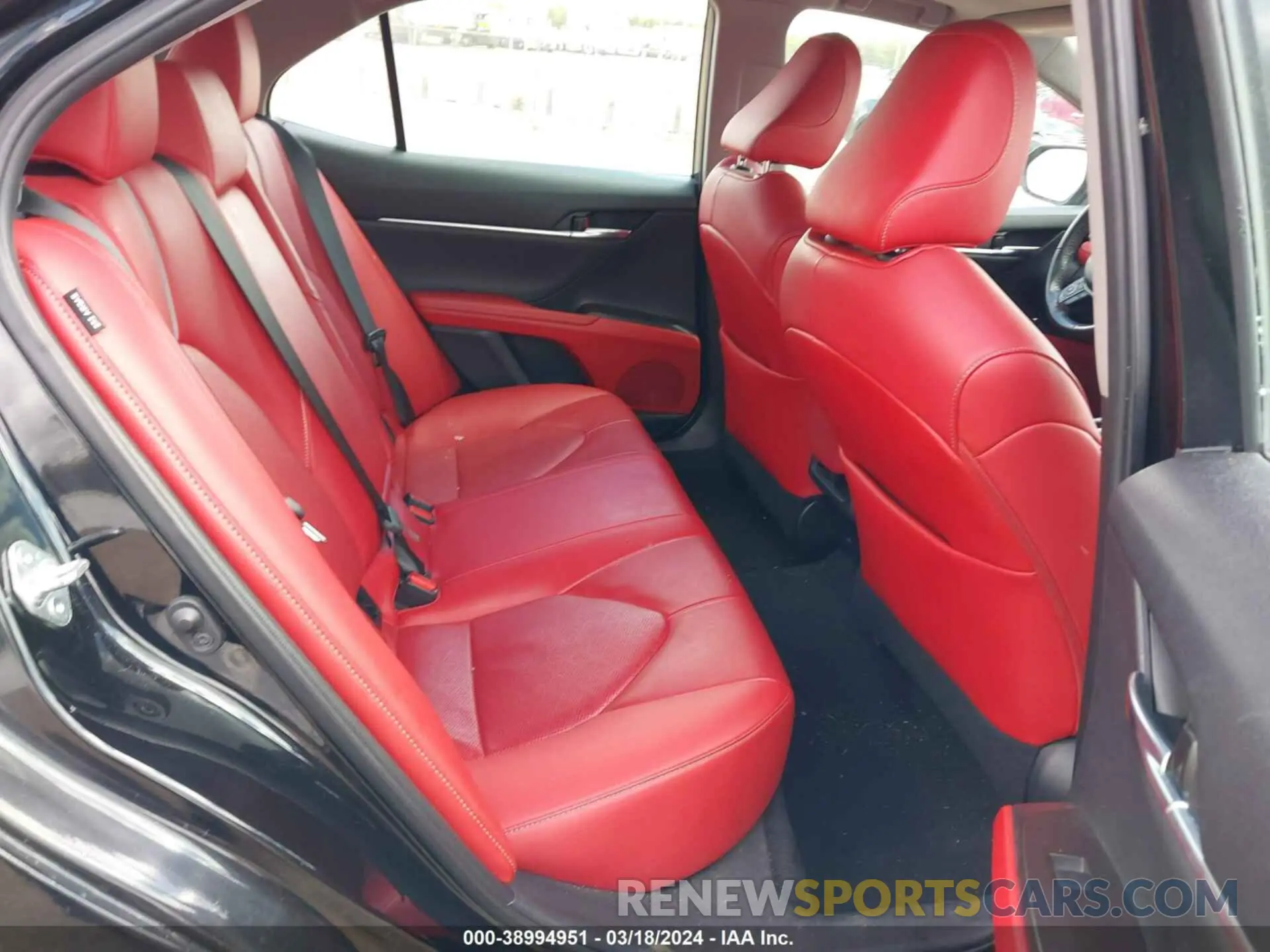 8 fotografías del automóvil dañado 4T1K61AK3MU409004 TOYOTA CAMRY 2021