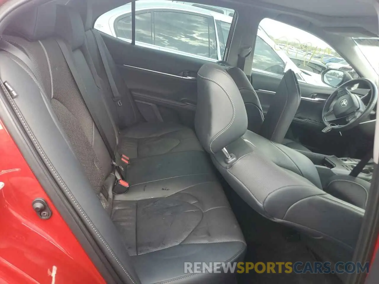 10 fotografías del automóvil dañado 4T1K61AK3MU421489 TOYOTA CAMRY 2021