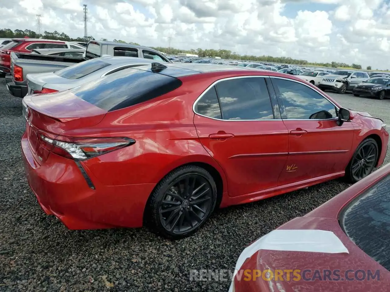 3 fotografías del automóvil dañado 4T1K61AK3MU421489 TOYOTA CAMRY 2021