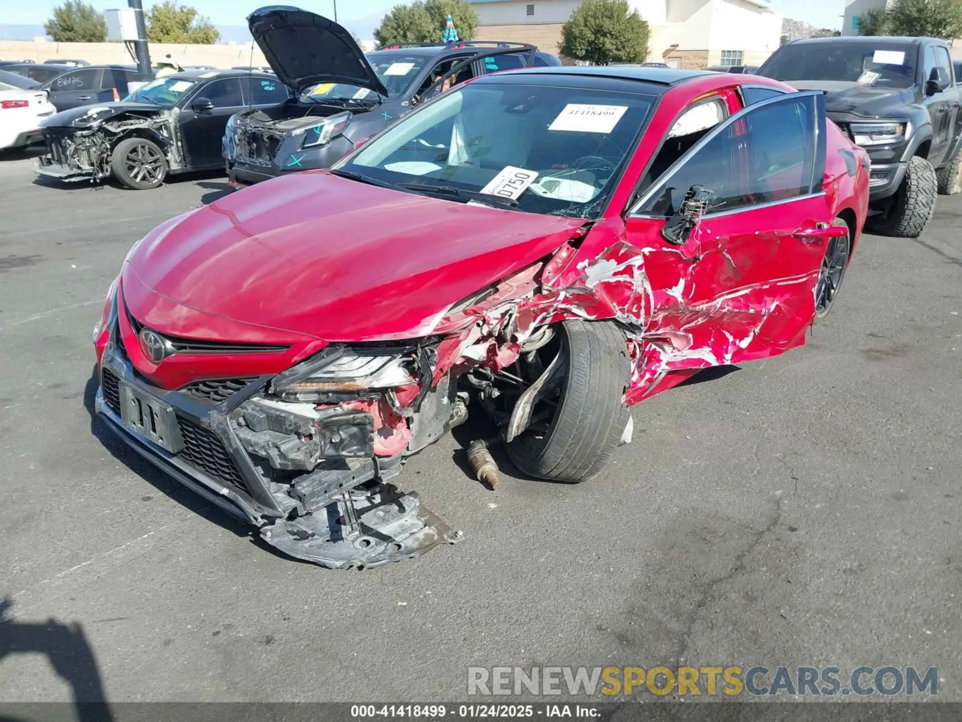2 fotografías del automóvil dañado 4T1K61AK3MU428426 TOYOTA CAMRY 2021