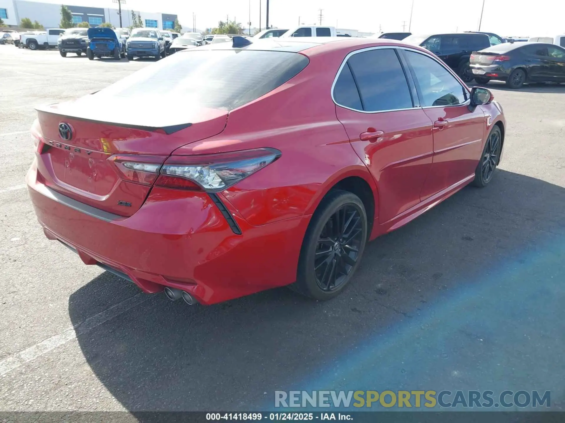 4 fotografías del automóvil dañado 4T1K61AK3MU428426 TOYOTA CAMRY 2021