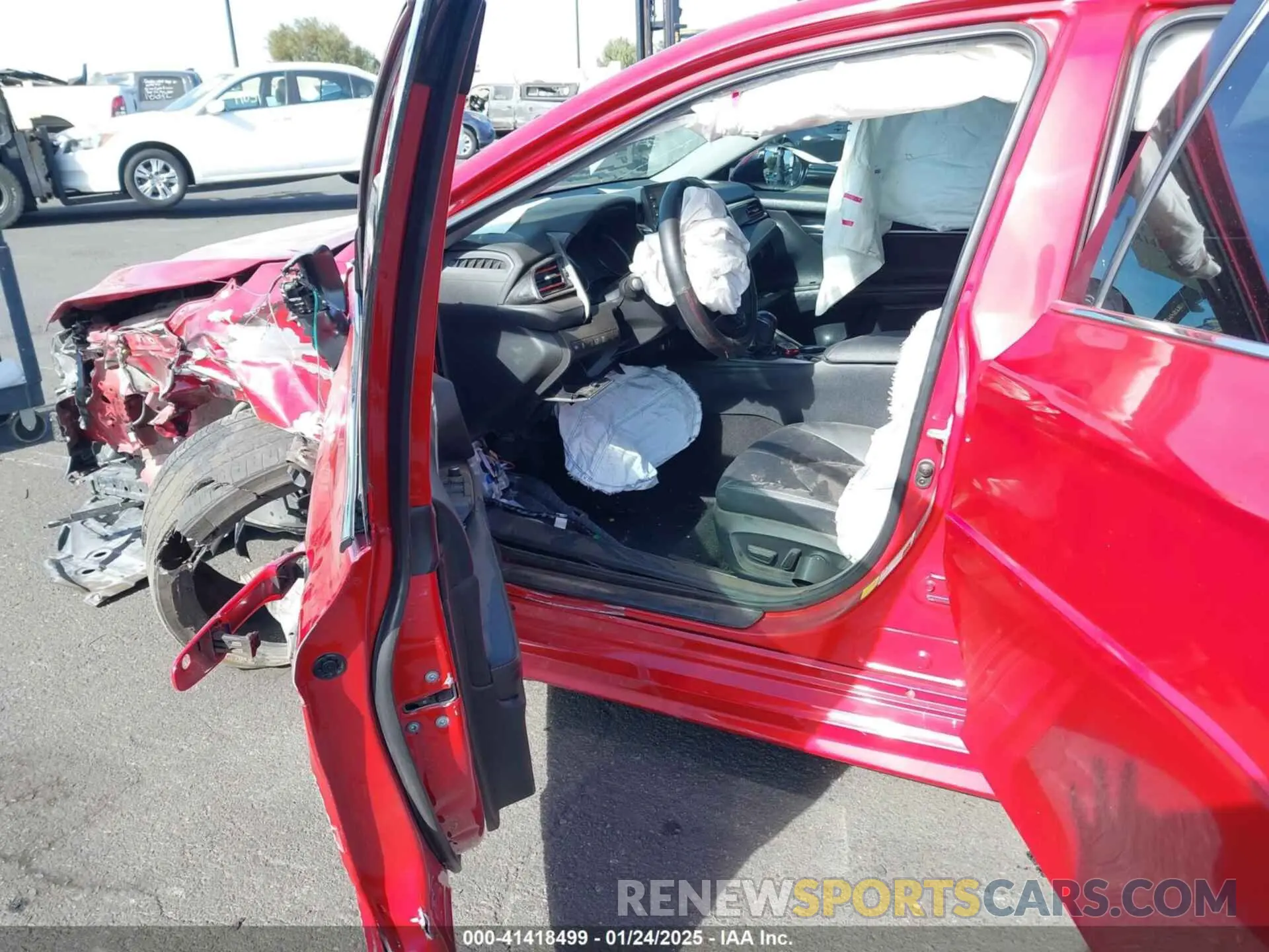 5 fotografías del automóvil dañado 4T1K61AK3MU428426 TOYOTA CAMRY 2021