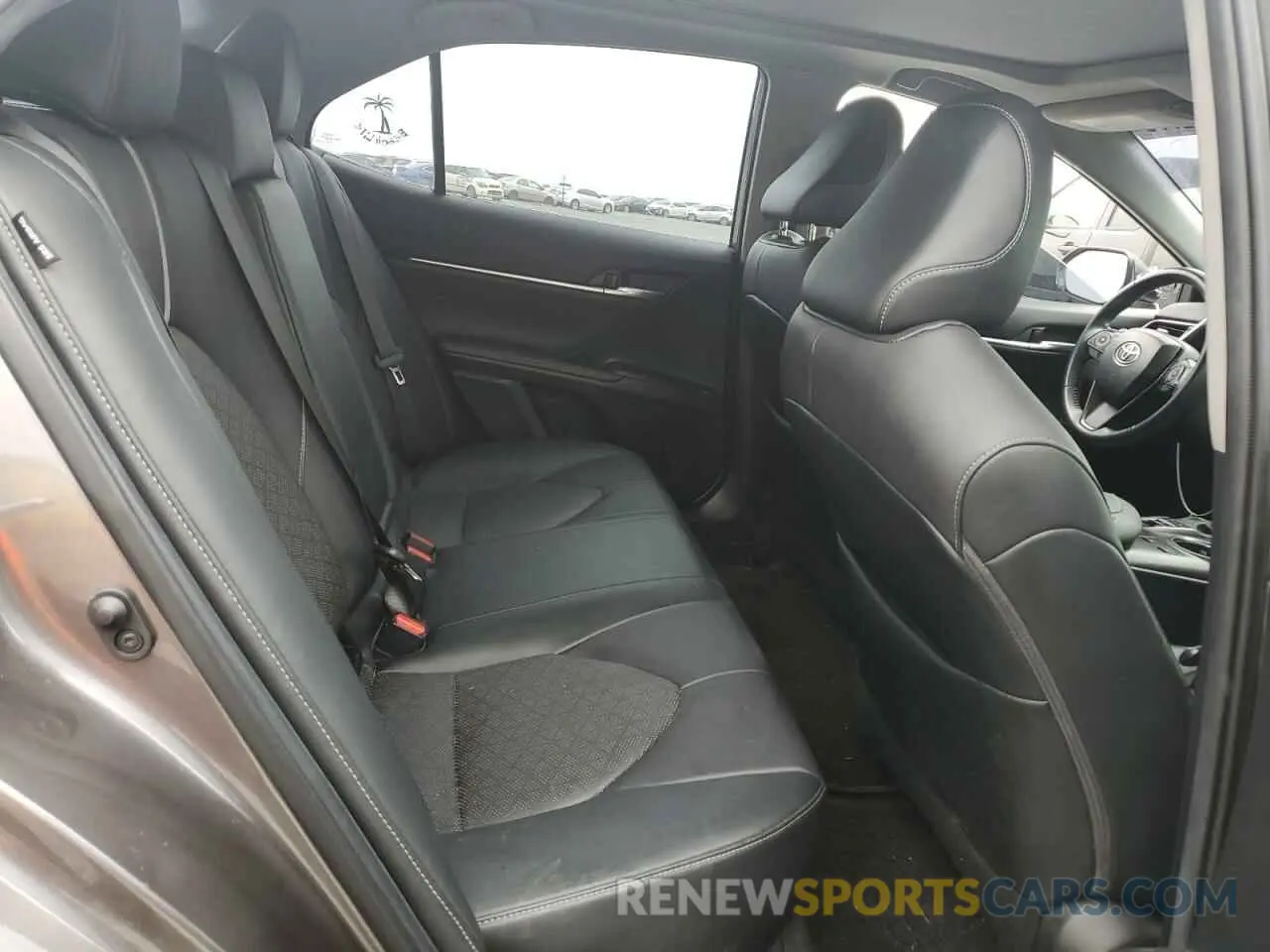 10 fotografías del automóvil dañado 4T1K61AK3MU467579 TOYOTA CAMRY 2021