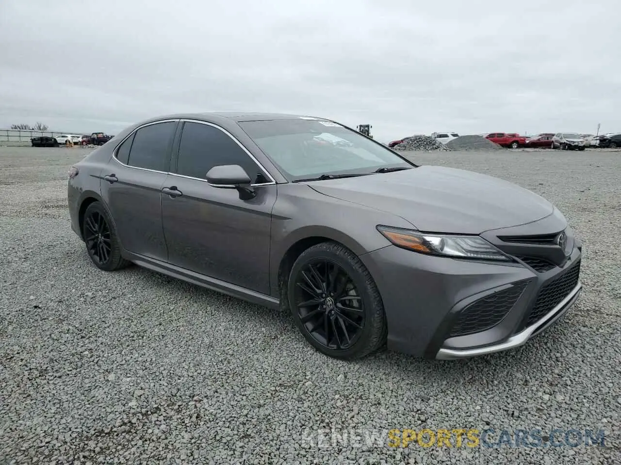 4 fotografías del automóvil dañado 4T1K61AK3MU467579 TOYOTA CAMRY 2021