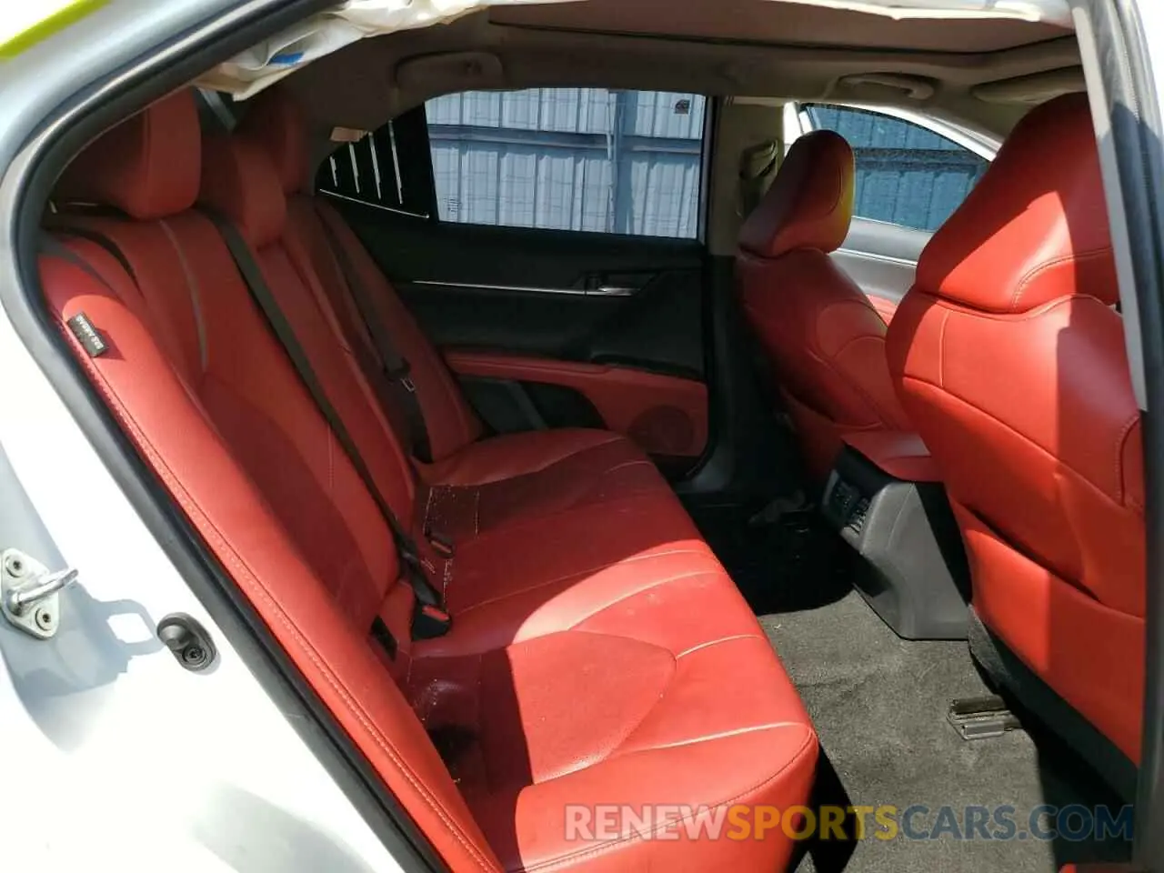 10 fotografías del automóvil dañado 4T1K61AK3MU489209 TOYOTA CAMRY 2021