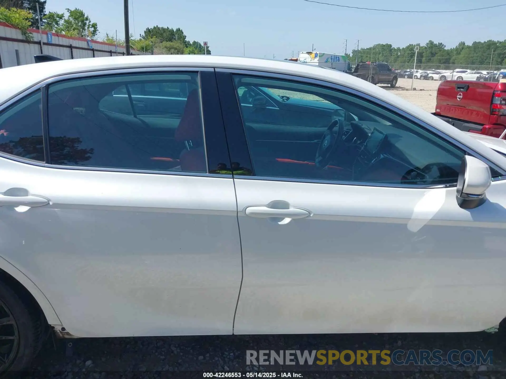 14 fotografías del automóvil dañado 4T1K61AK3MU542720 TOYOTA CAMRY 2021