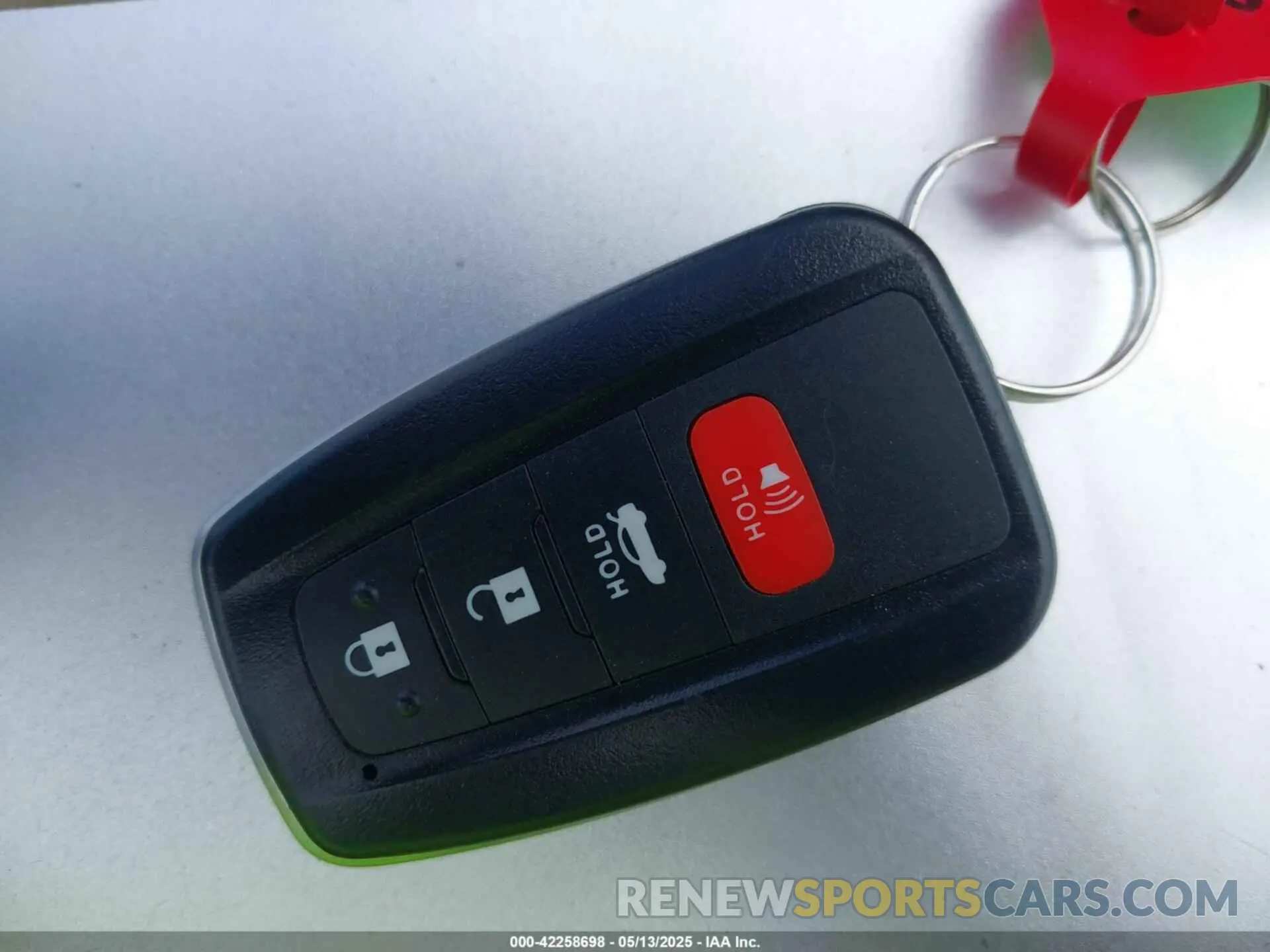 11 fotografías del automóvil dañado 4T1K61AK3MU584563 TOYOTA CAMRY 2021