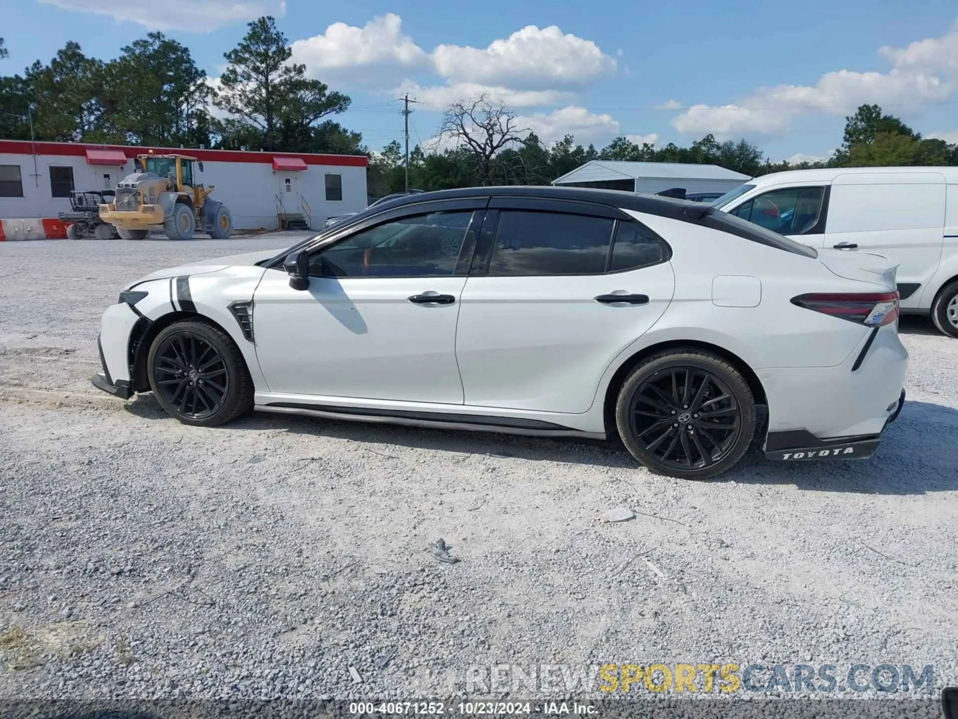 14 fotografías del automóvil dañado 4T1K61AK3MU606996 TOYOTA CAMRY 2021