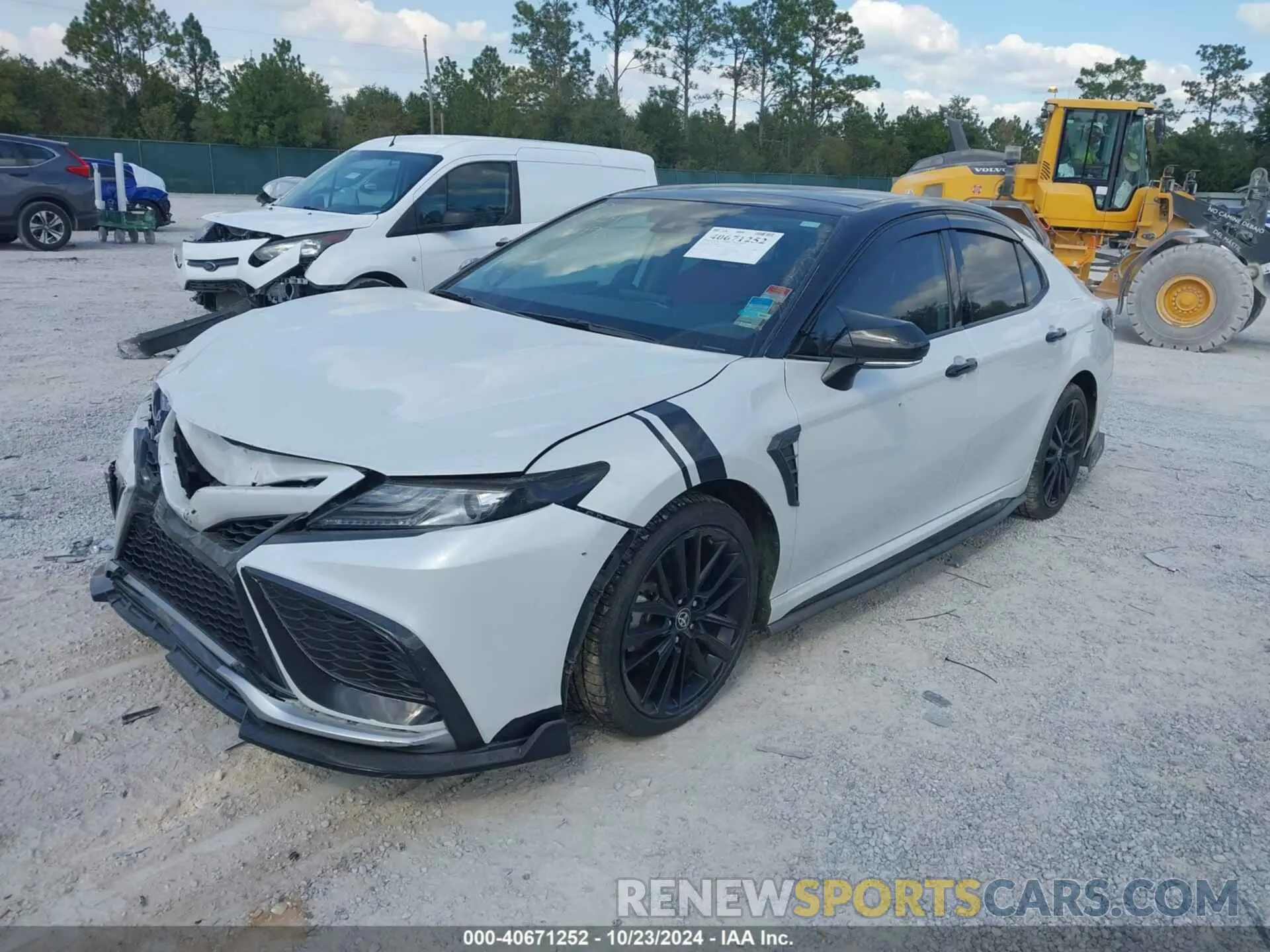 2 fotografías del automóvil dañado 4T1K61AK3MU606996 TOYOTA CAMRY 2021