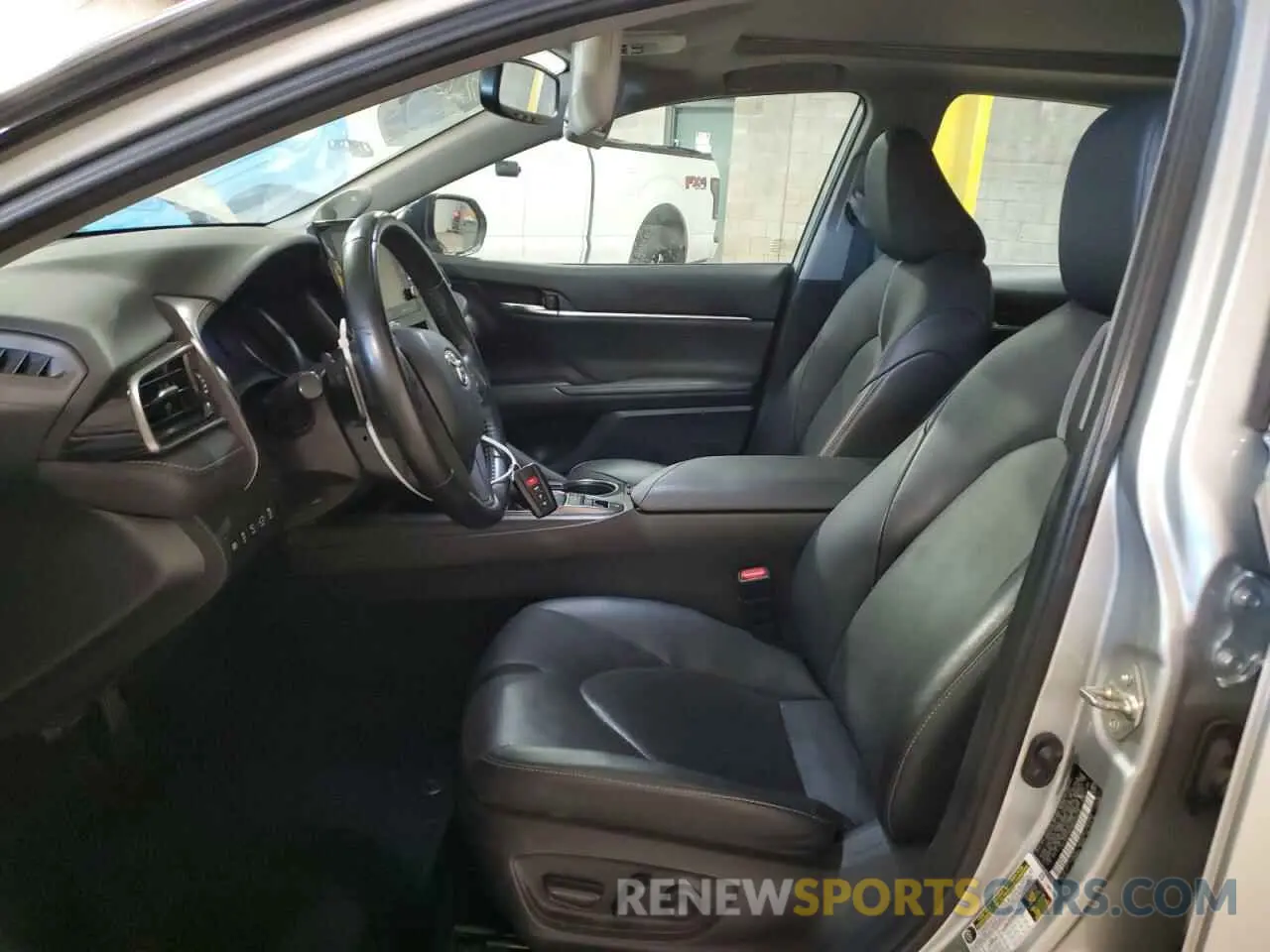 7 fotografías del automóvil dañado 4T1K61AK4MU404376 TOYOTA CAMRY 2021