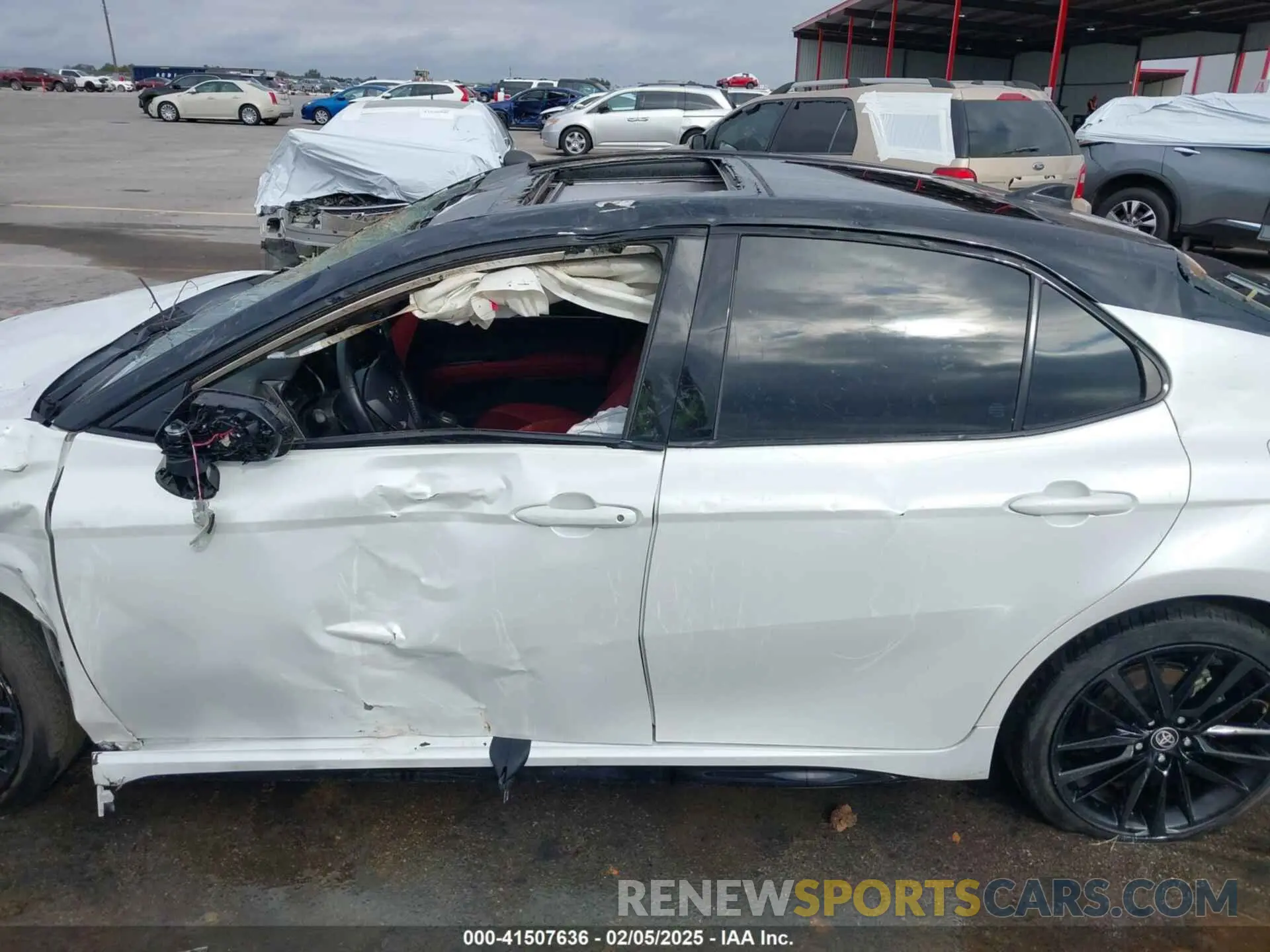 14 fotografías del automóvil dañado 4T1K61AK4MU420545 TOYOTA CAMRY 2021