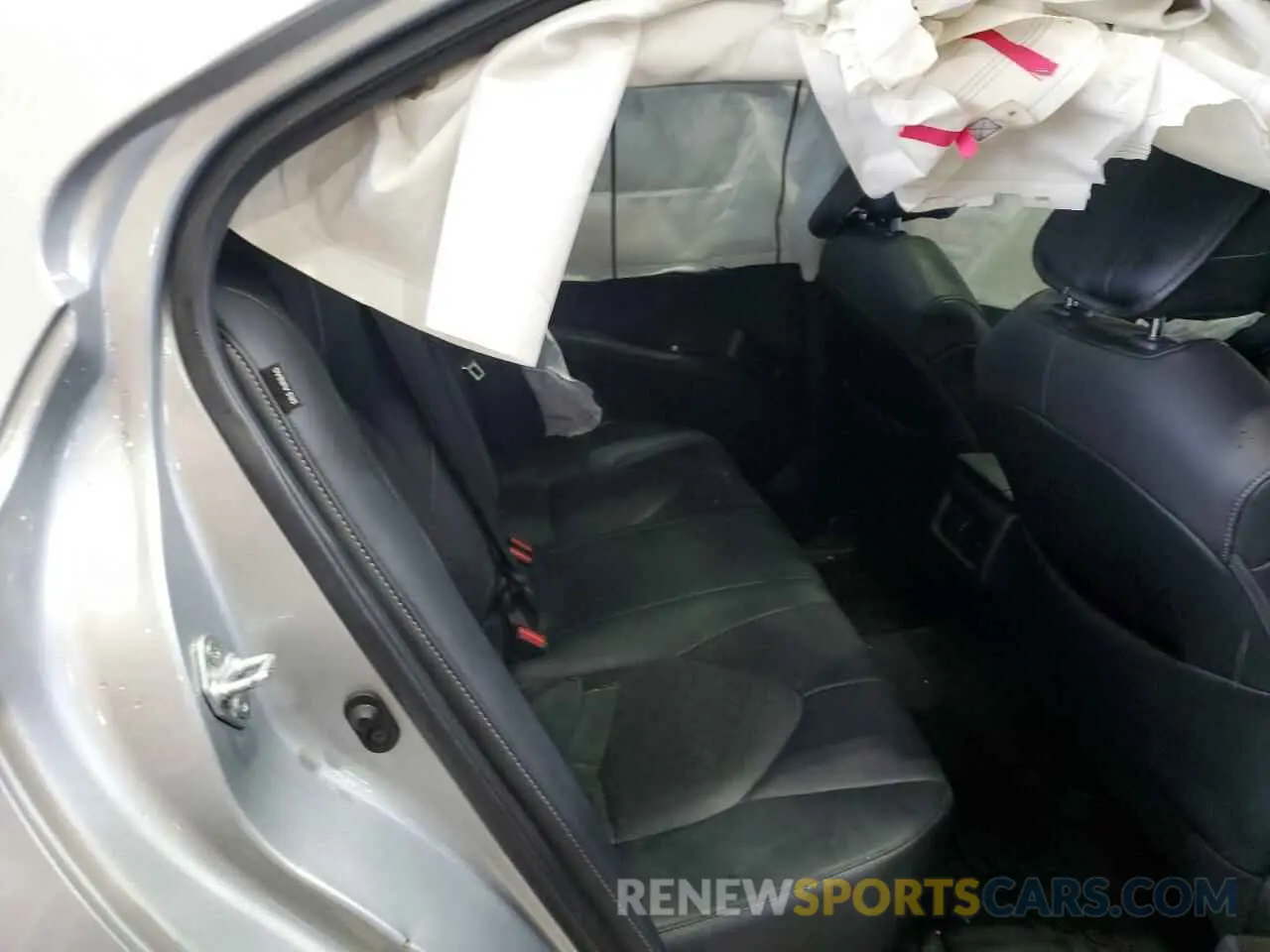 10 fotografías del automóvil dañado 4T1K61AK4MU463279 TOYOTA CAMRY 2021