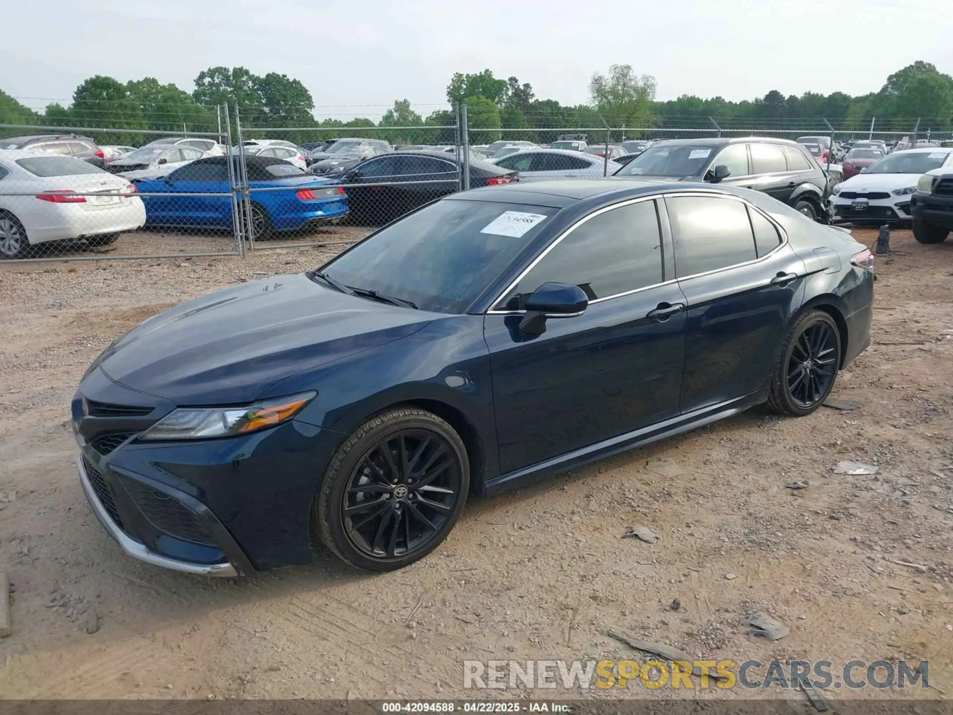 2 fotografías del automóvil dañado 4T1K61AK4MU485430 TOYOTA CAMRY 2021