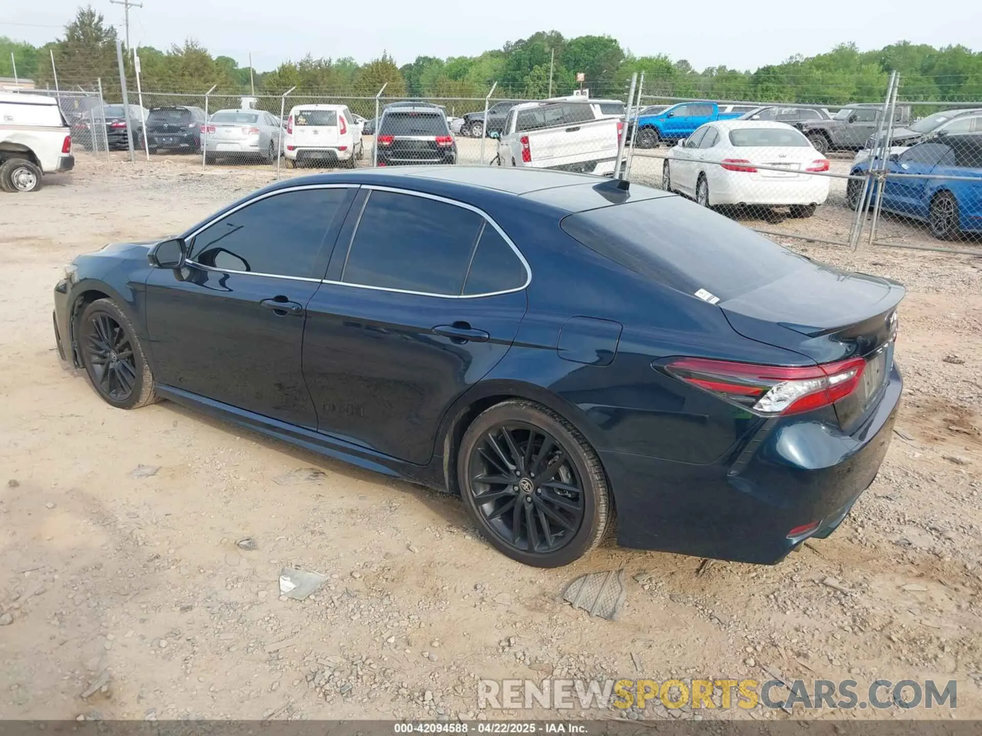 3 fotografías del automóvil dañado 4T1K61AK4MU485430 TOYOTA CAMRY 2021