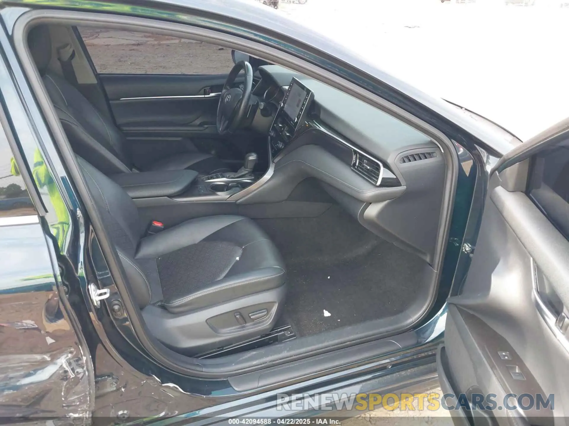 5 fotografías del automóvil dañado 4T1K61AK4MU485430 TOYOTA CAMRY 2021
