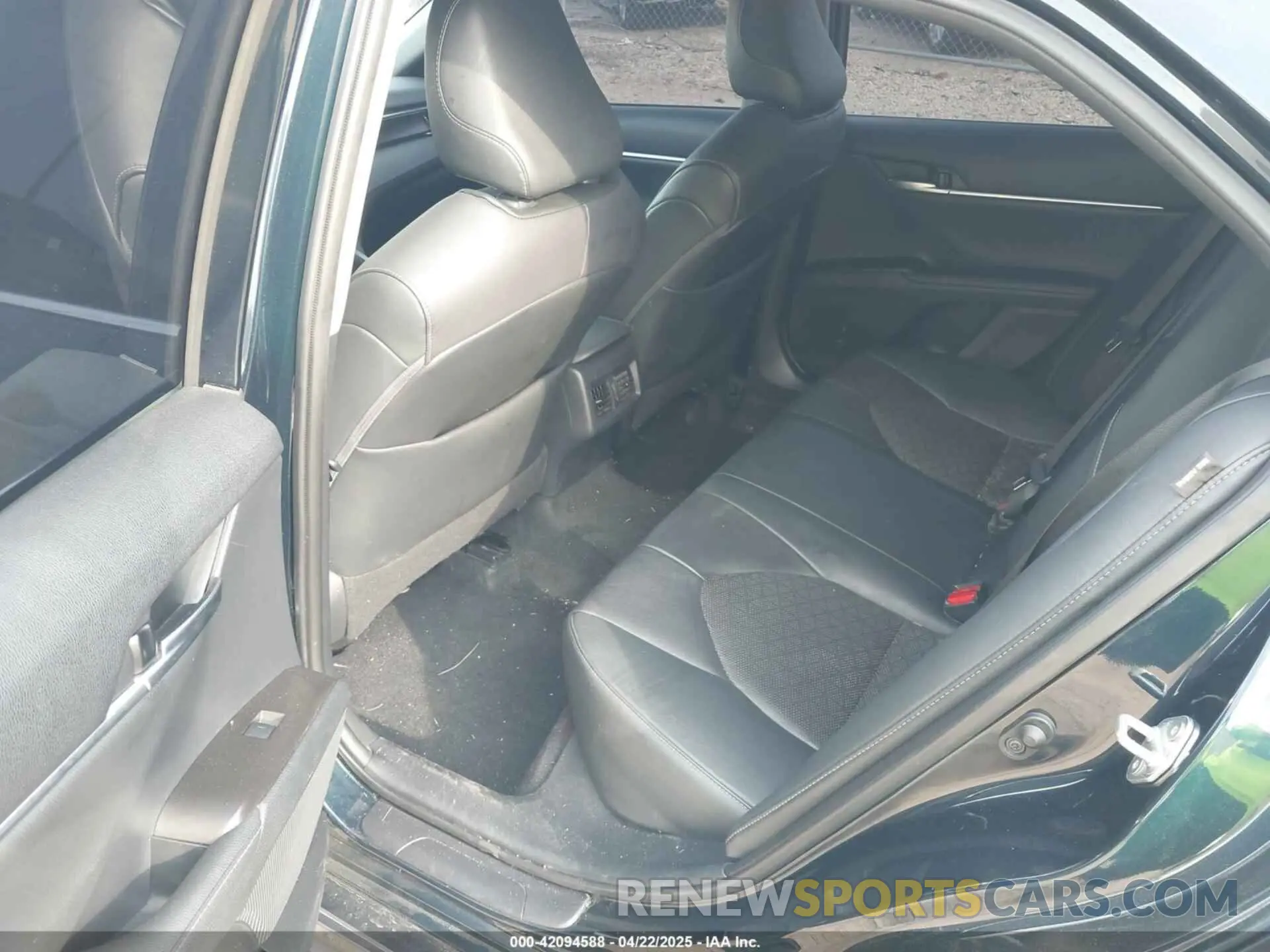 8 fotografías del automóvil dañado 4T1K61AK4MU485430 TOYOTA CAMRY 2021