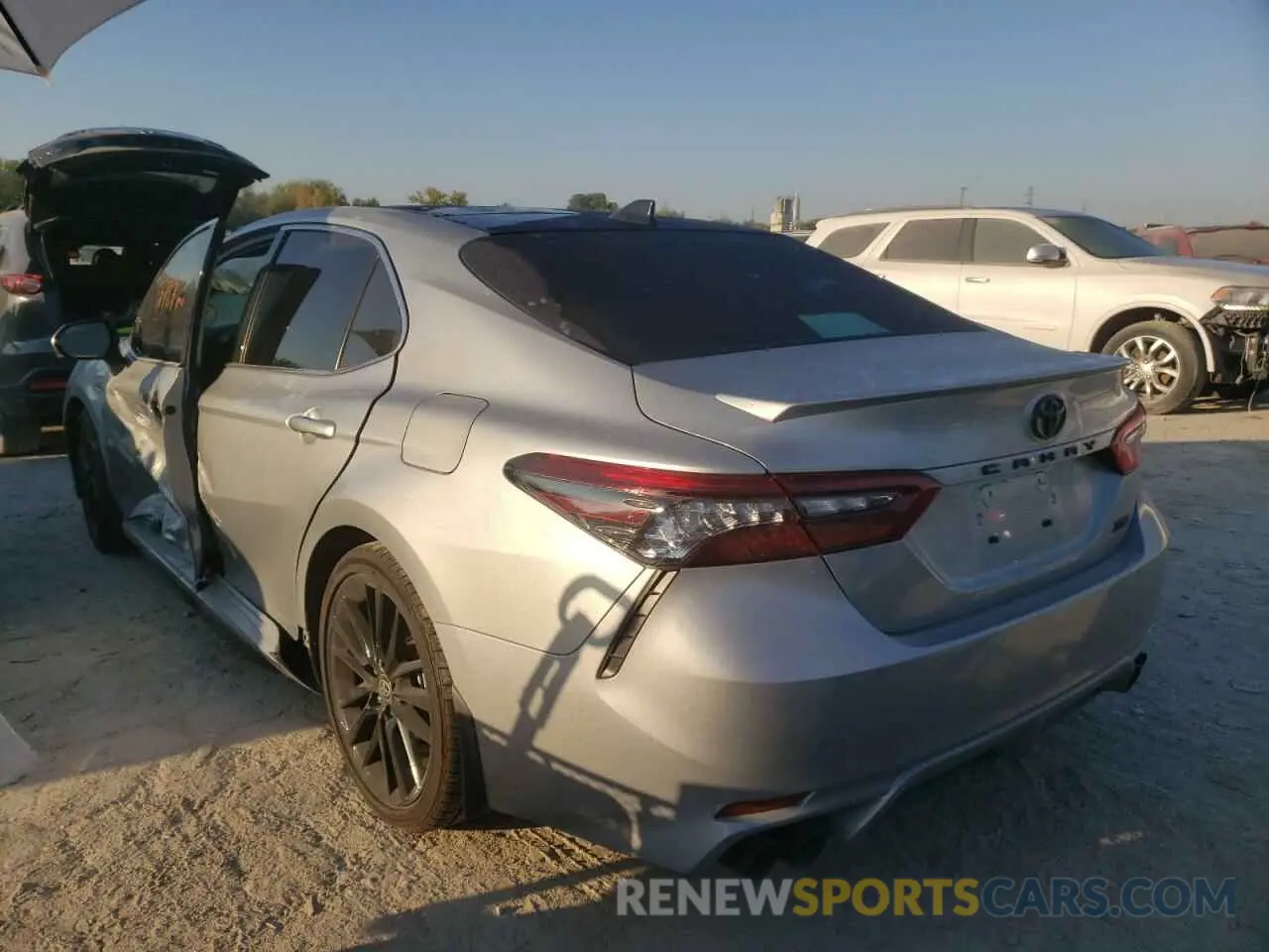 3 fotografías del automóvil dañado 4T1K61AK5MU455613 TOYOTA CAMRY 2021