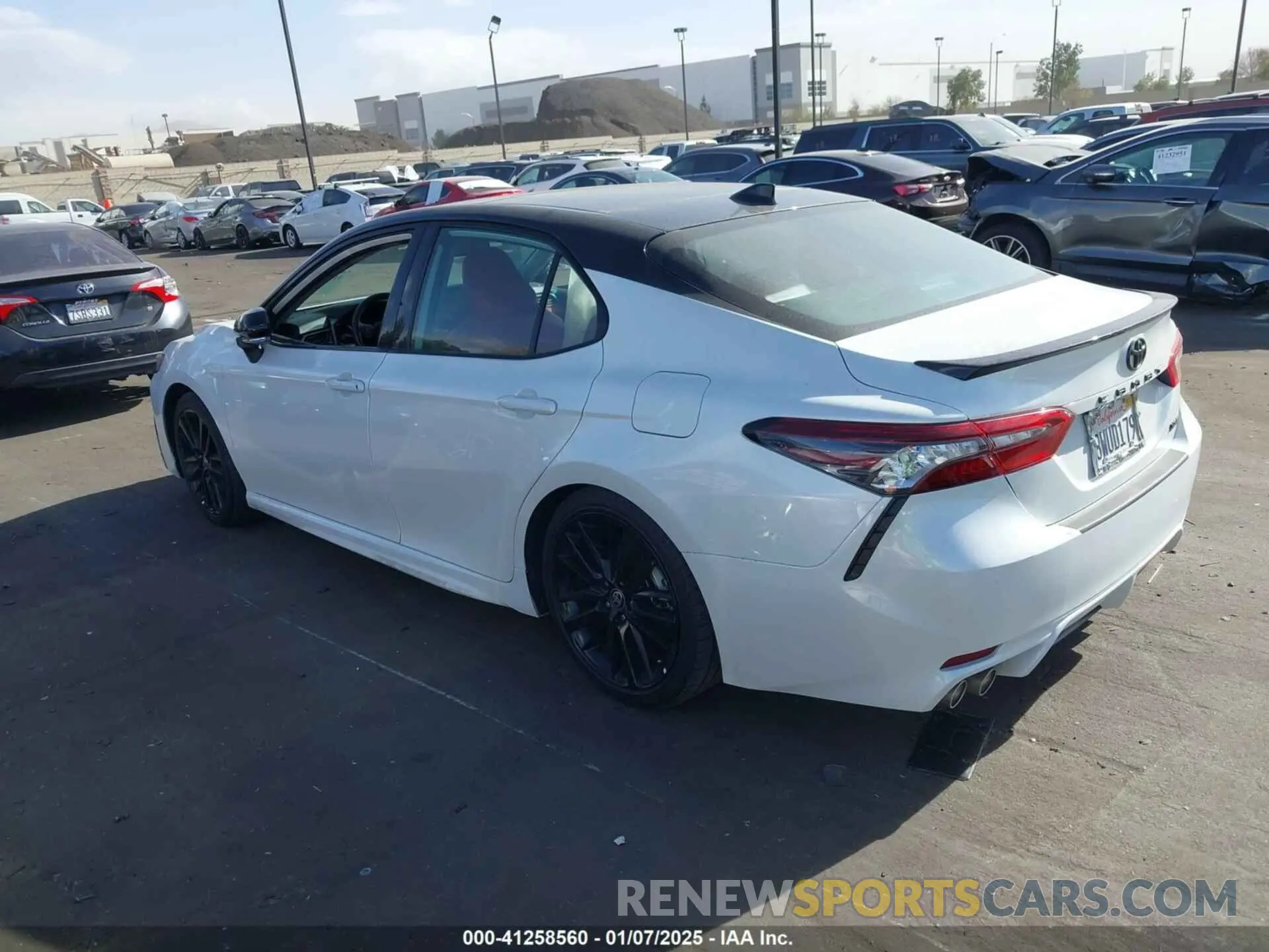 3 fotografías del automóvil dañado 4T1K61AK5MU468247 TOYOTA CAMRY 2021