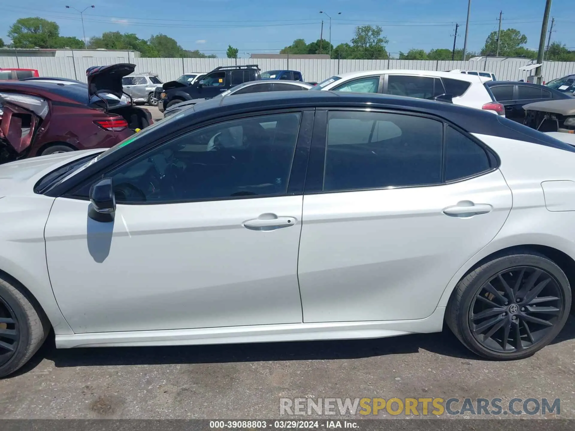 14 fotografías del automóvil dañado 4T1K61AK5MU469785 TOYOTA CAMRY 2021