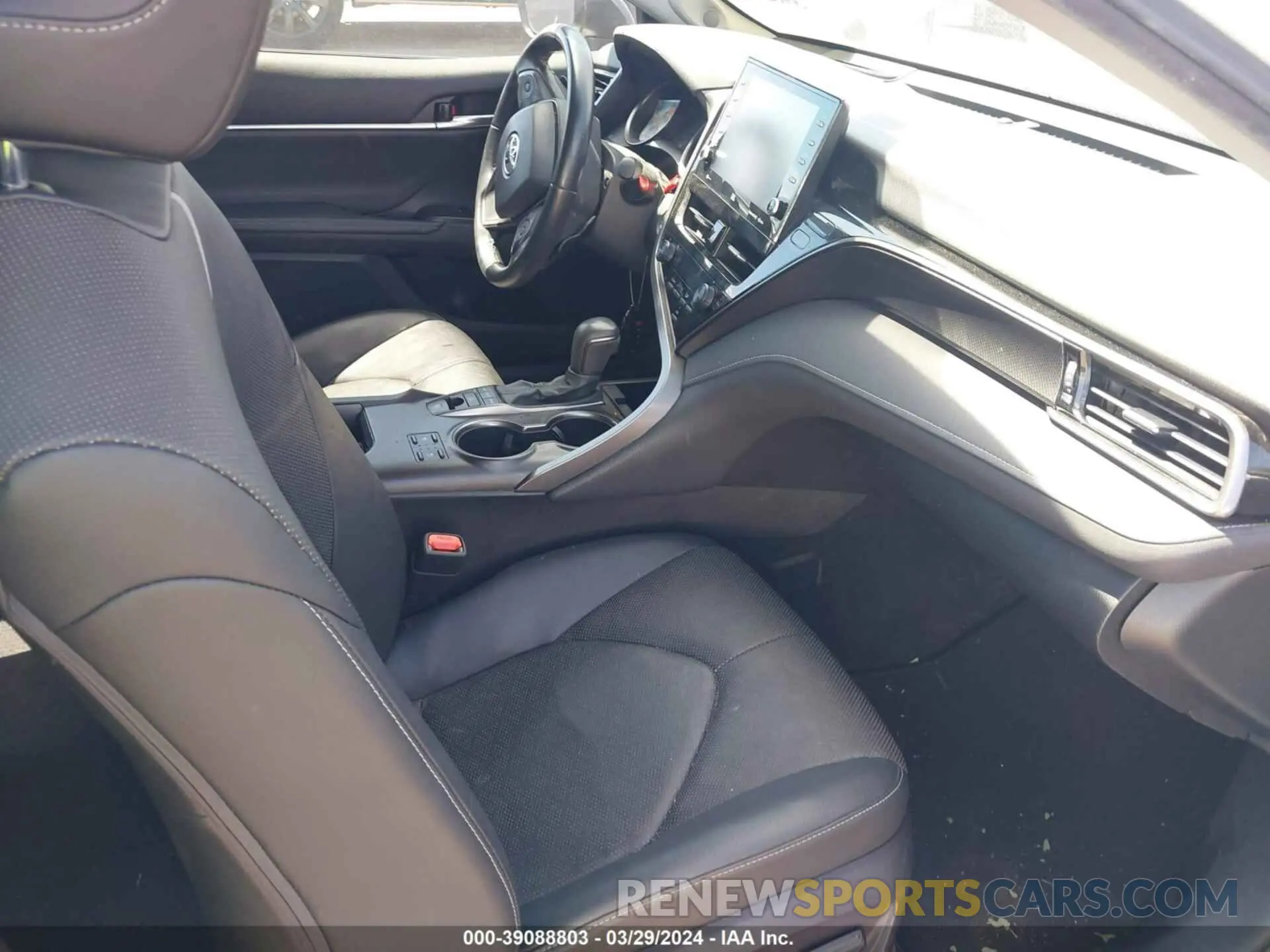 5 fotografías del automóvil dañado 4T1K61AK5MU469785 TOYOTA CAMRY 2021