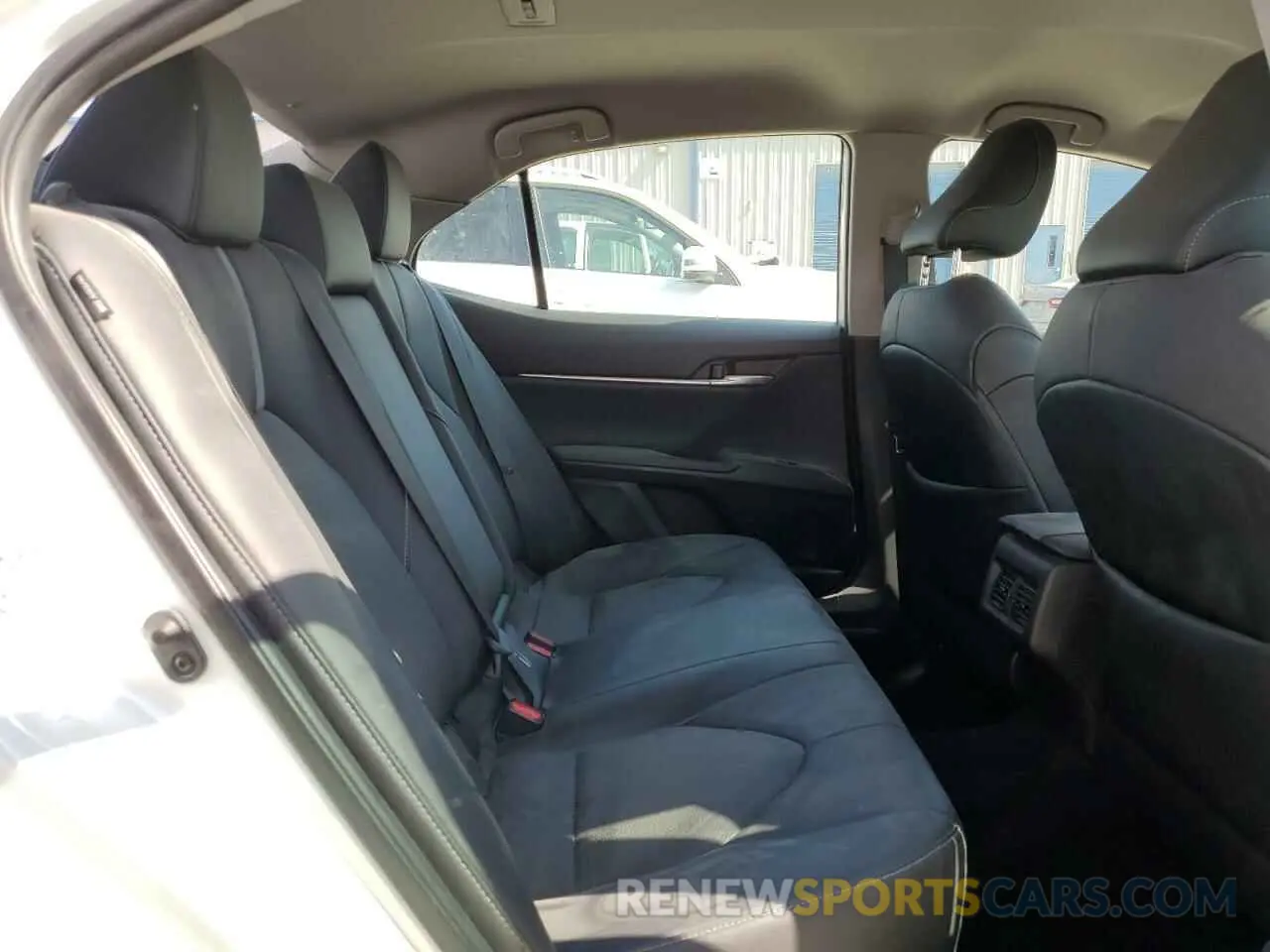 10 fotografías del automóvil dañado 4T1K61AK5MU587643 TOYOTA CAMRY 2021