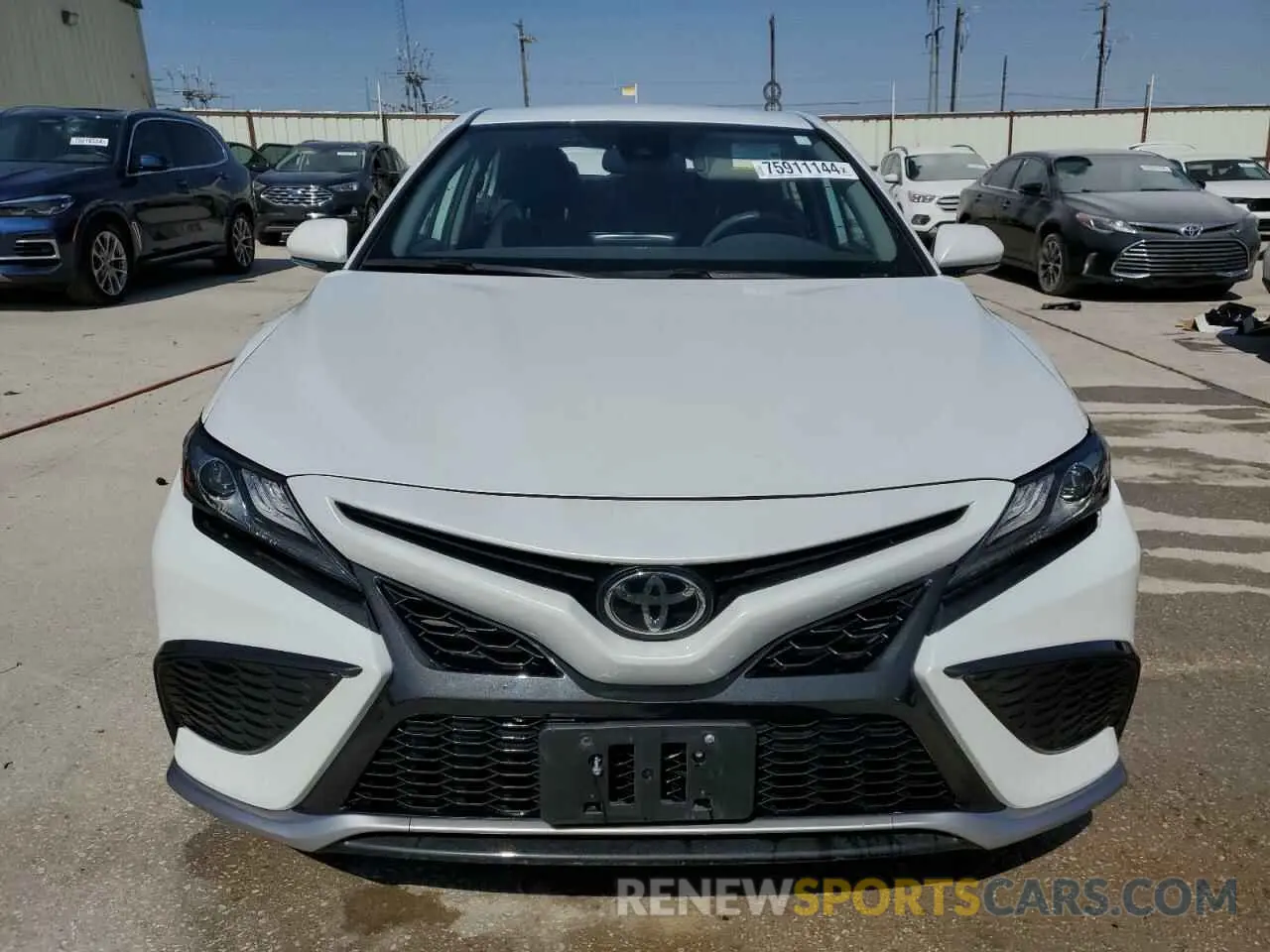 5 fotografías del automóvil dañado 4T1K61AK5MU587643 TOYOTA CAMRY 2021