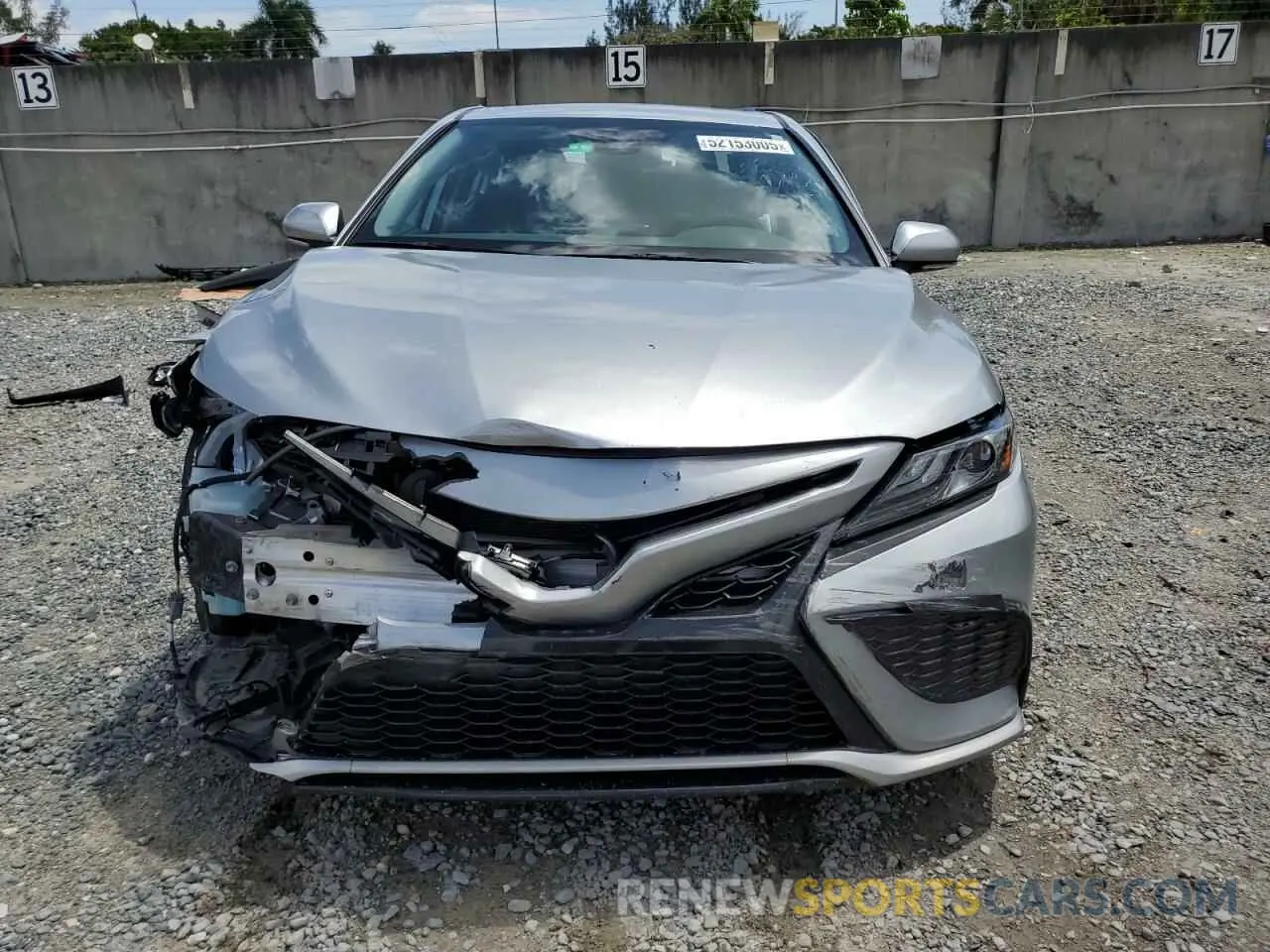 5 fotografías del automóvil dañado 4T1K61AK5MU614498 TOYOTA CAMRY 2021