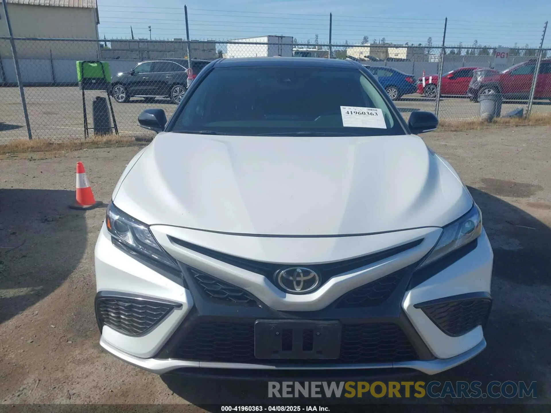 12 fotografías del automóvil dañado 4T1K61AK6MU474798 TOYOTA CAMRY 2021