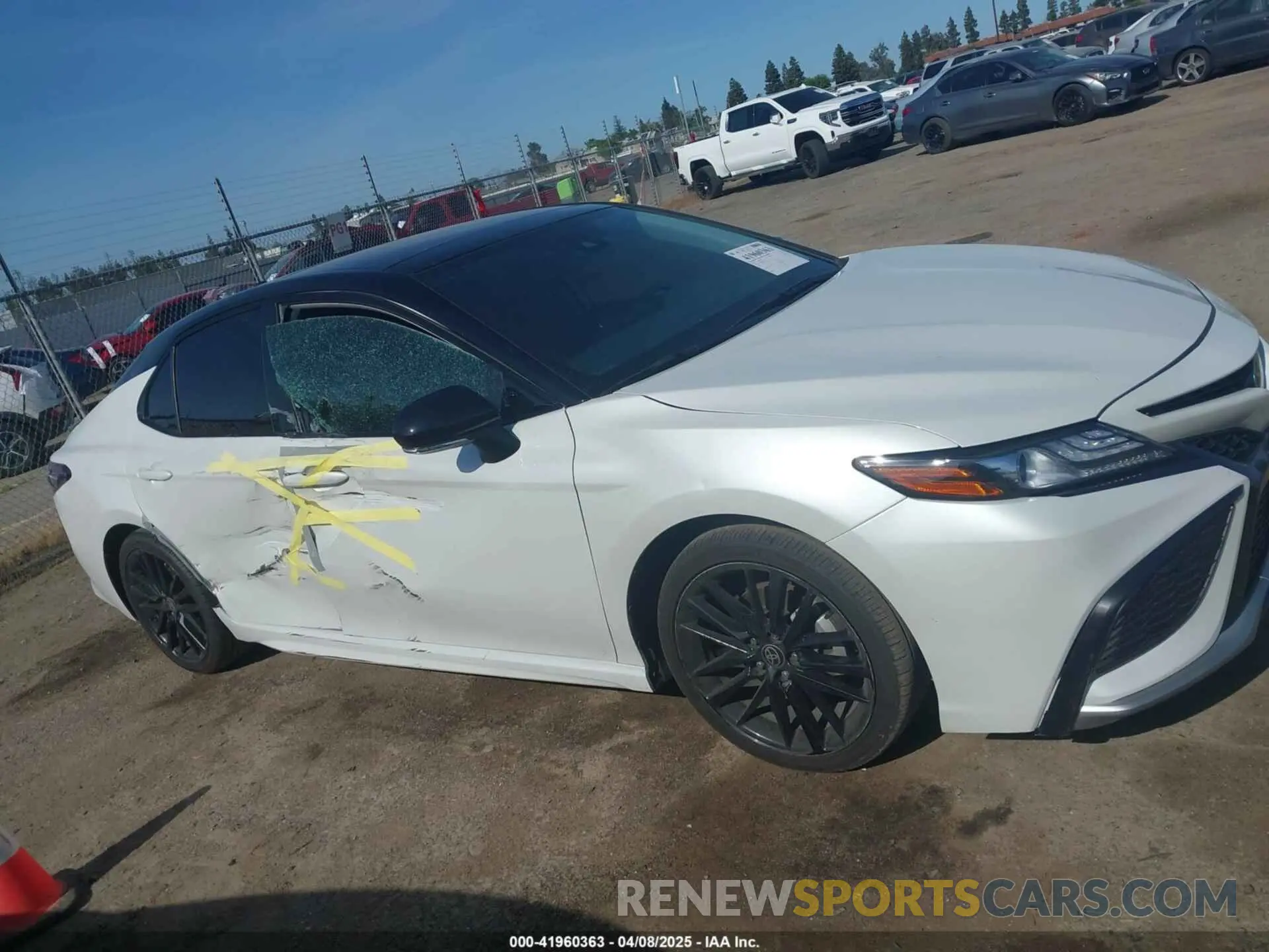 13 fotografías del automóvil dañado 4T1K61AK6MU474798 TOYOTA CAMRY 2021