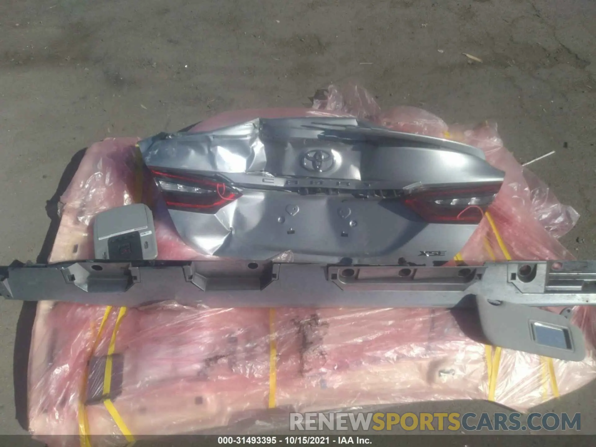 12 fotografías del automóvil dañado 4T1K61AK6MU554747 TOYOTA CAMRY 2021