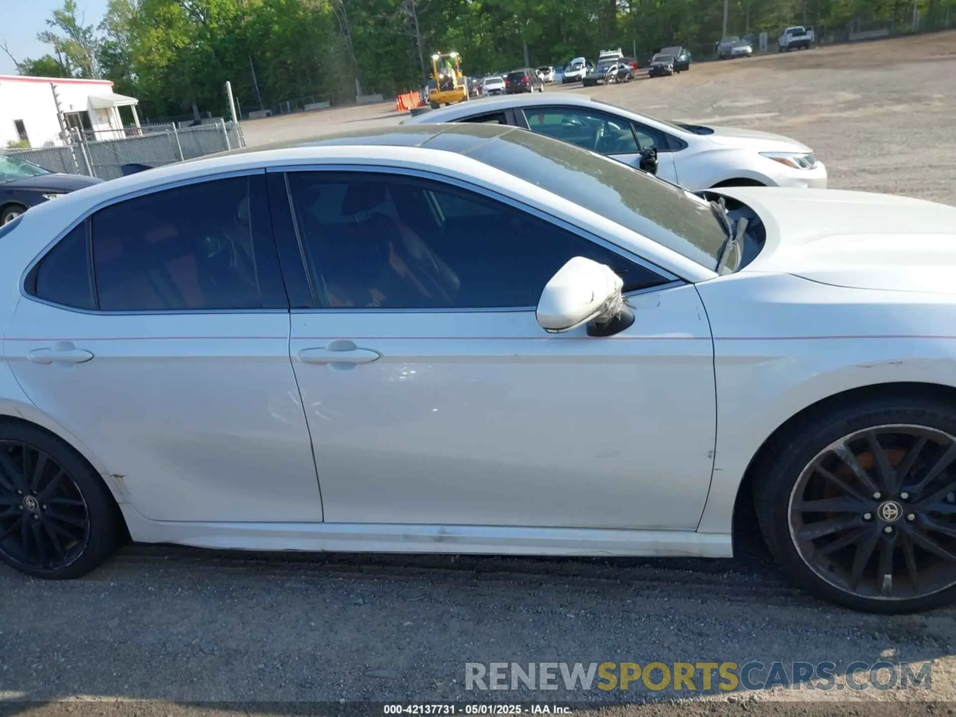 12 fotografías del automóvil dañado 4T1K61AK6MU557874 TOYOTA CAMRY 2021