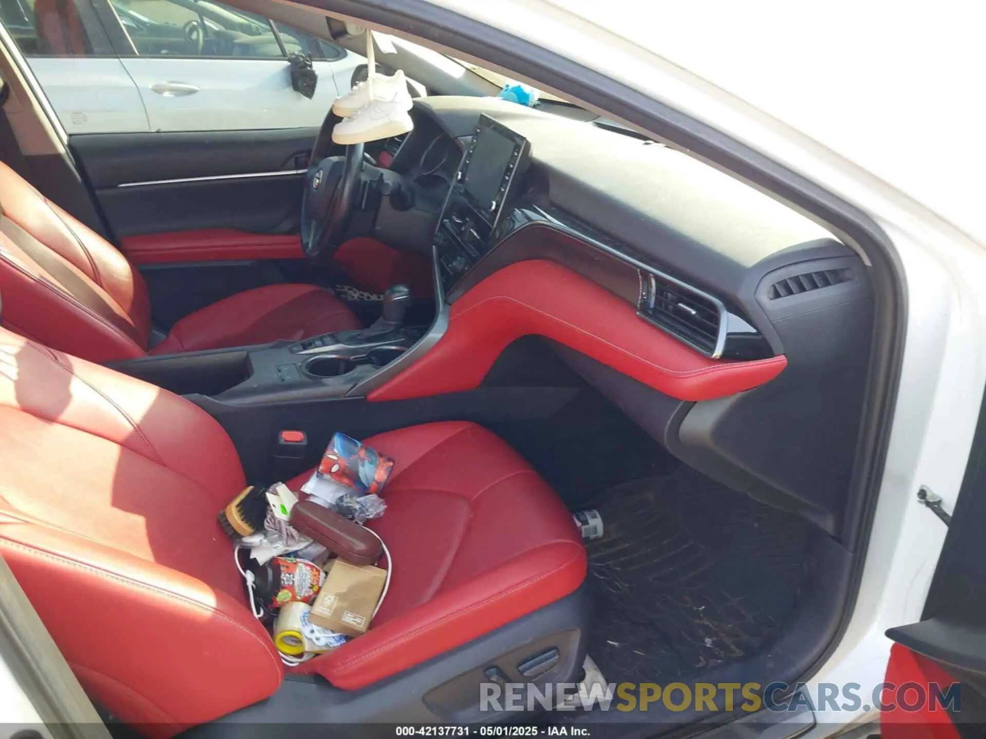 5 fotografías del automóvil dañado 4T1K61AK6MU557874 TOYOTA CAMRY 2021