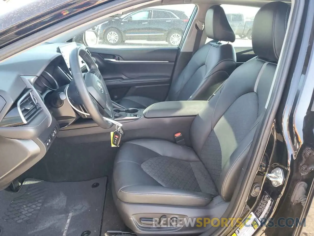 7 fotografías del automóvil dañado 4T1K61AK7MU404159 TOYOTA CAMRY 2021