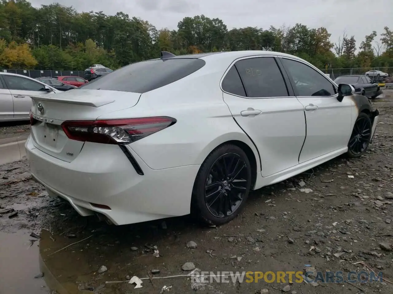 4 fotografías del automóvil dañado 4T1K61AK7MU427537 TOYOTA CAMRY 2021