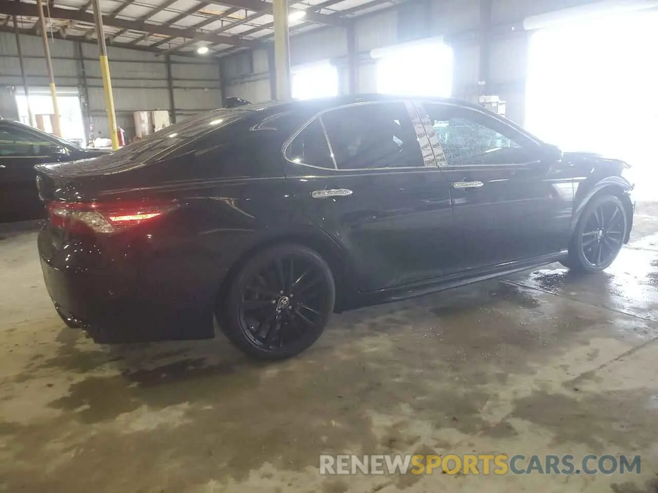 3 fotografías del automóvil dañado 4T1K61AK7MU439428 TOYOTA CAMRY 2021