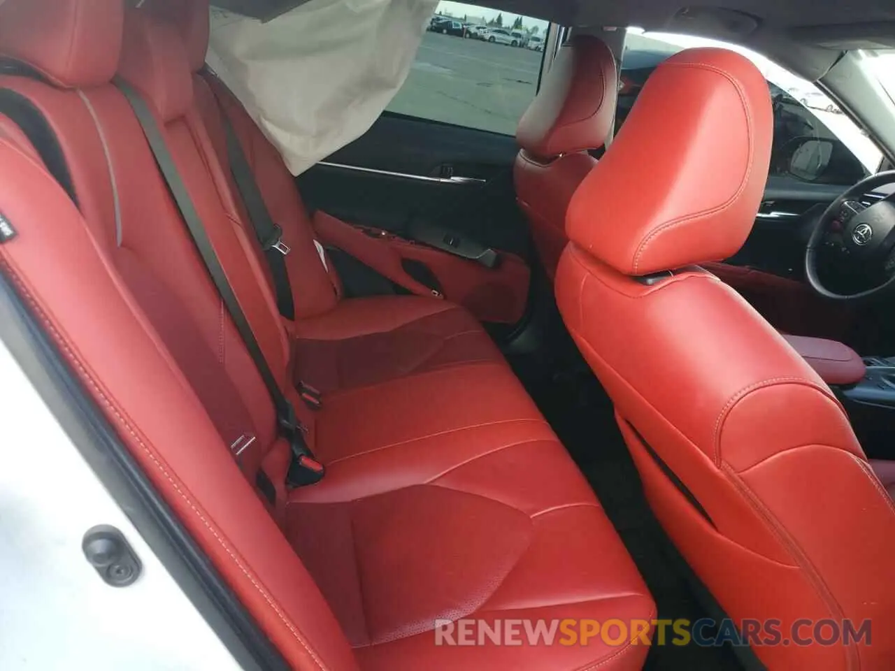 10 fotografías del automóvil dañado 4T1K61AK7MU472963 TOYOTA CAMRY 2021