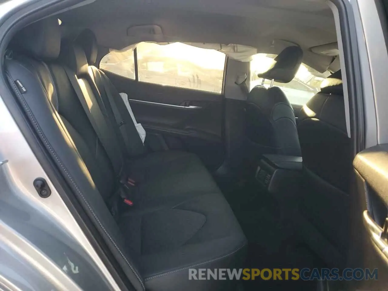 10 fotografías del automóvil dañado 4T1K61AK7MU496714 TOYOTA CAMRY 2021