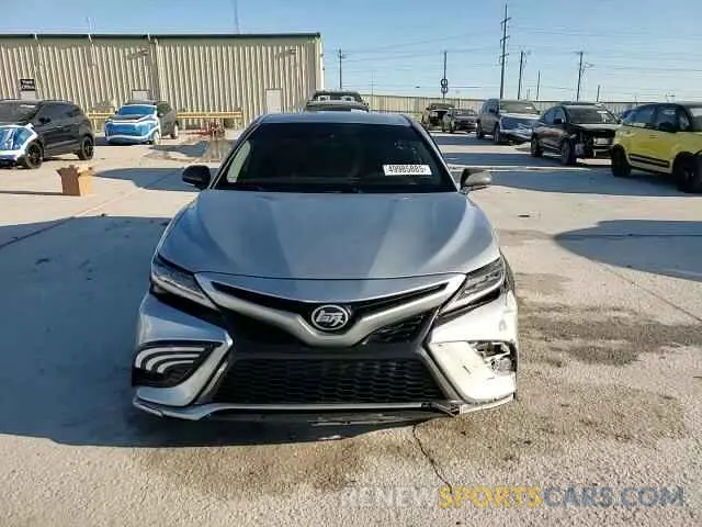 13 fotografías del automóvil dañado 4T1K61AK7MU496714 TOYOTA CAMRY 2021