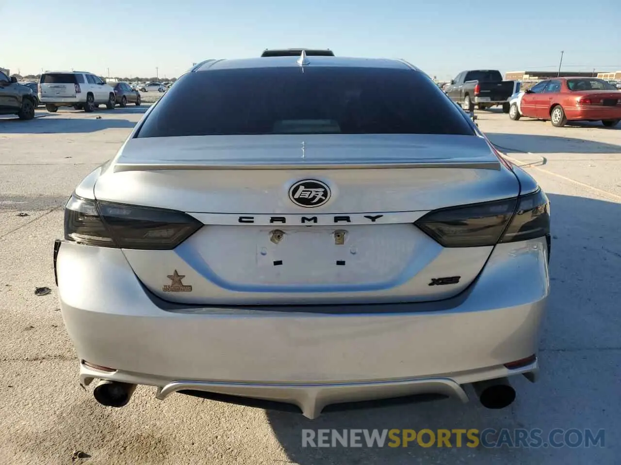 6 fotografías del automóvil dañado 4T1K61AK7MU496714 TOYOTA CAMRY 2021