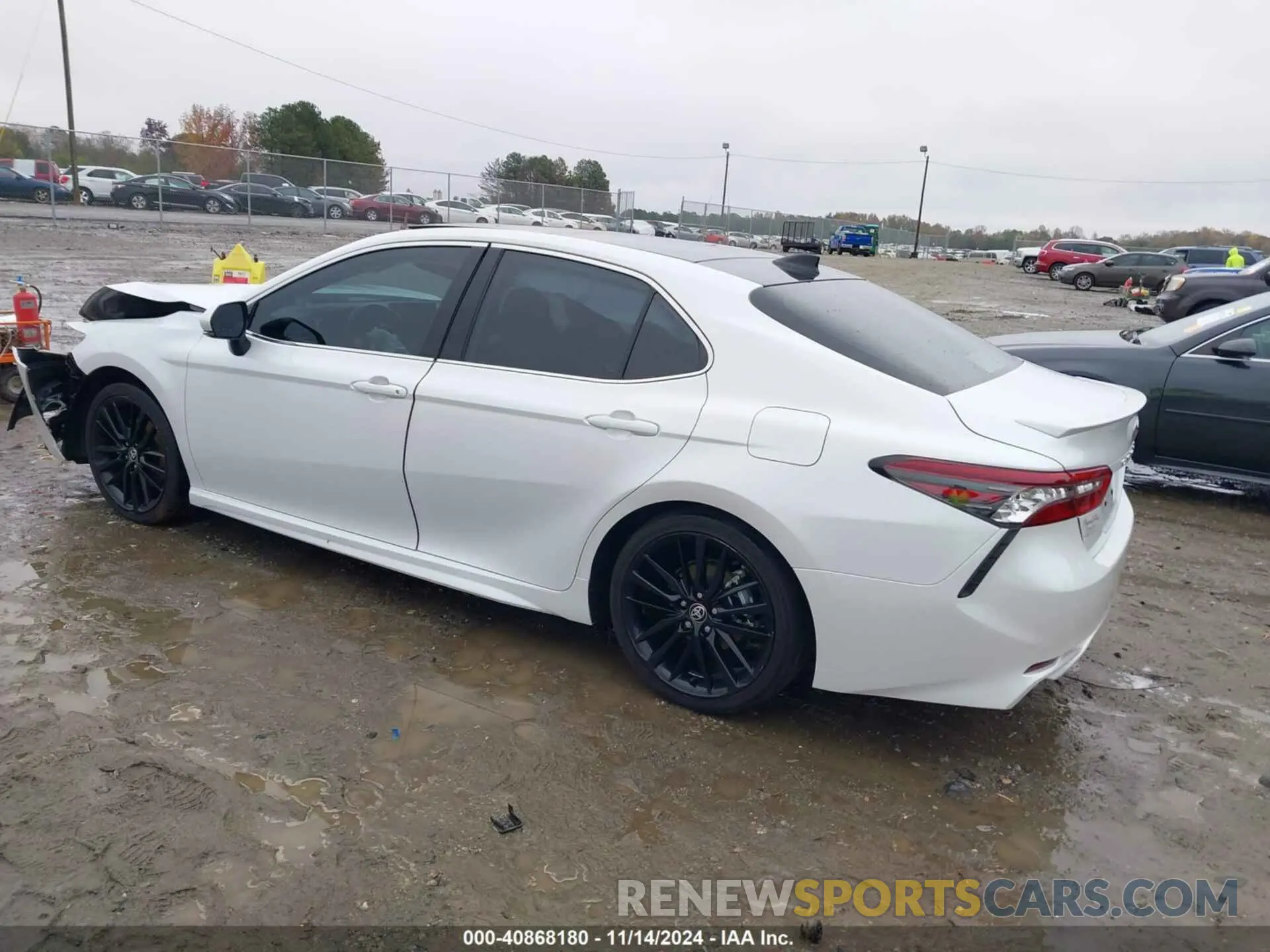 3 fotografías del automóvil dañado 4T1K61AK7MU544812 TOYOTA CAMRY 2021