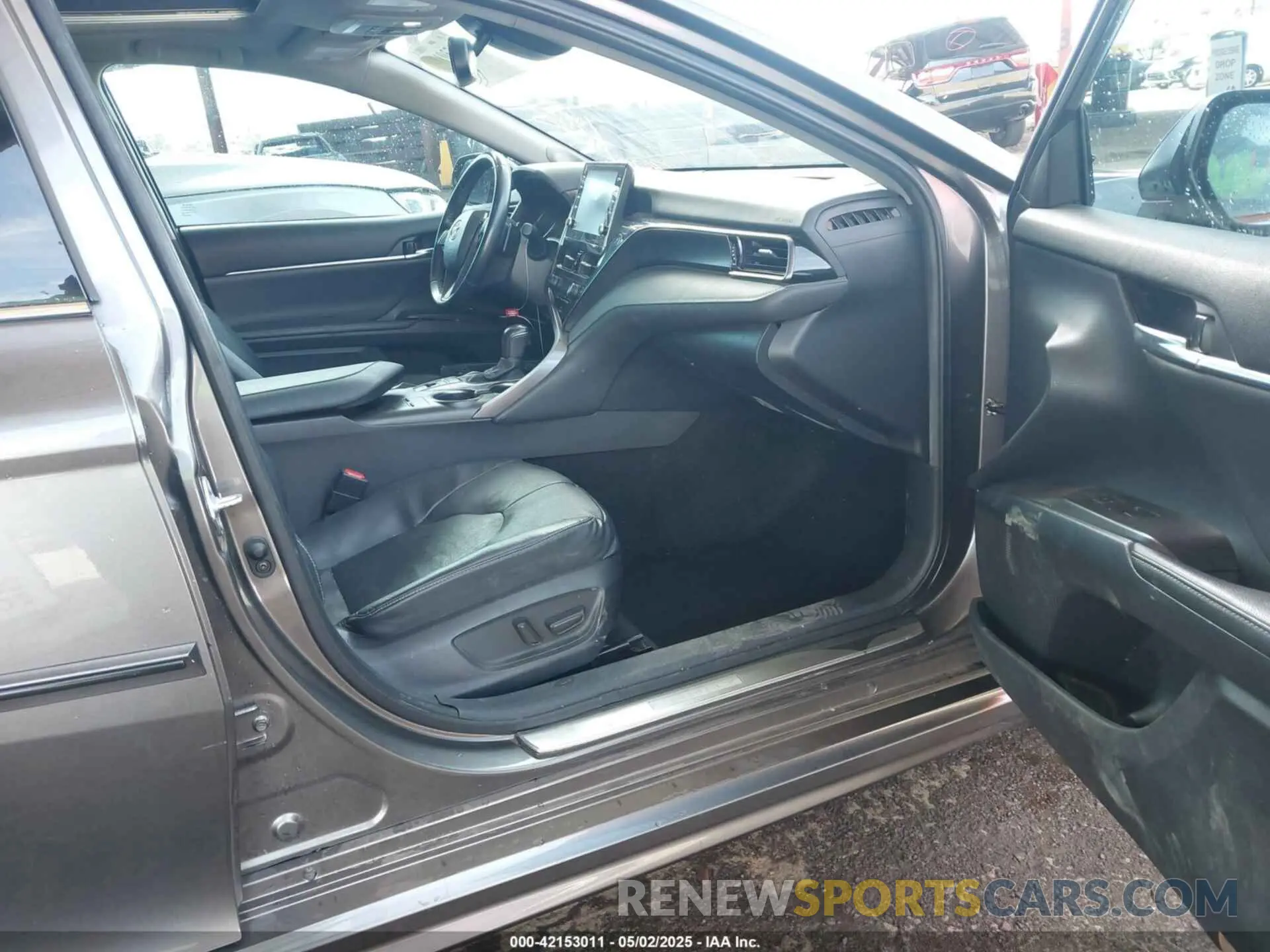 5 fotografías del automóvil dañado 4T1K61AK7MU557186 TOYOTA CAMRY 2021