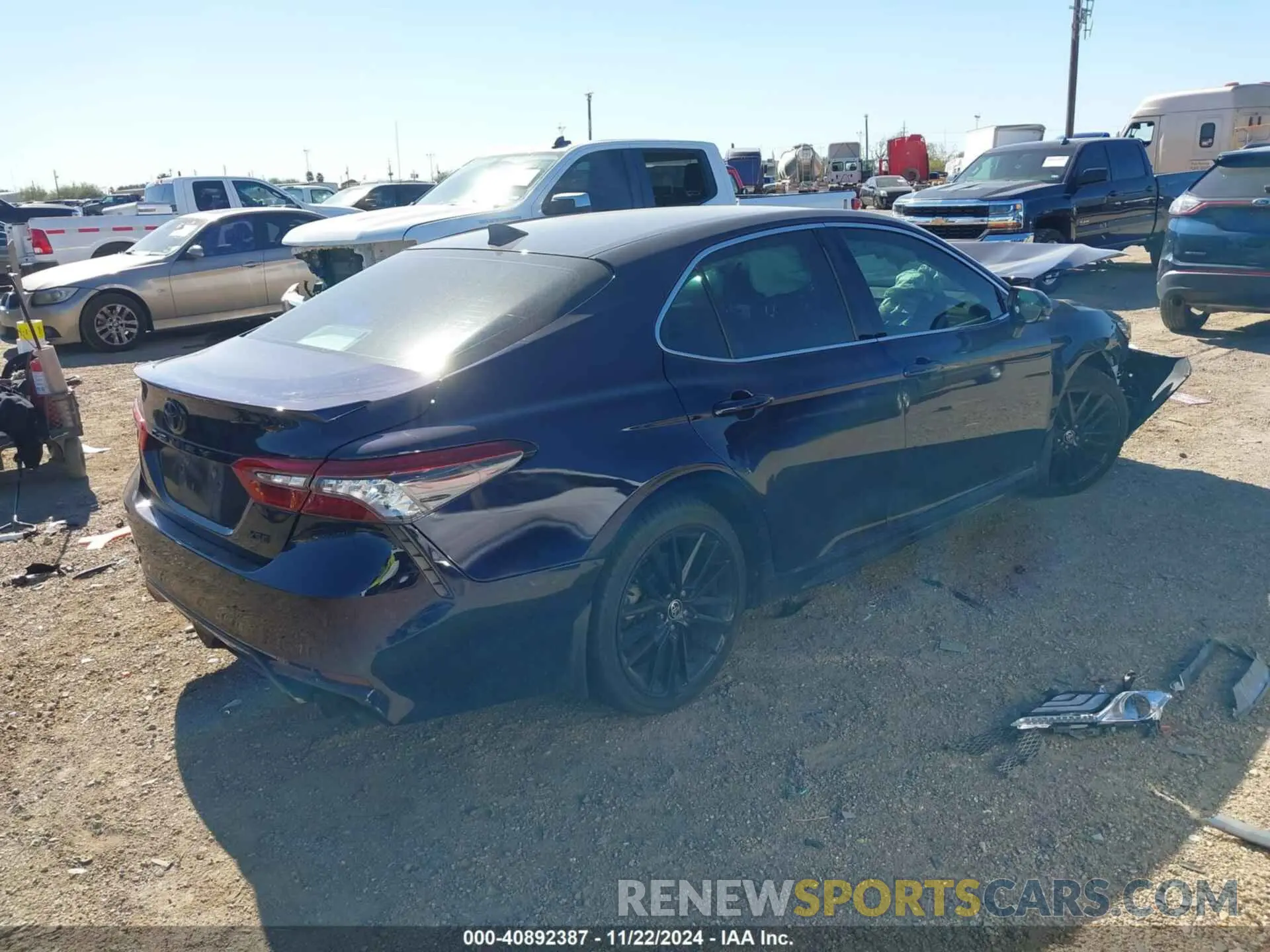 4 fotografías del automóvil dañado 4T1K61AK7MU611778 TOYOTA CAMRY 2021